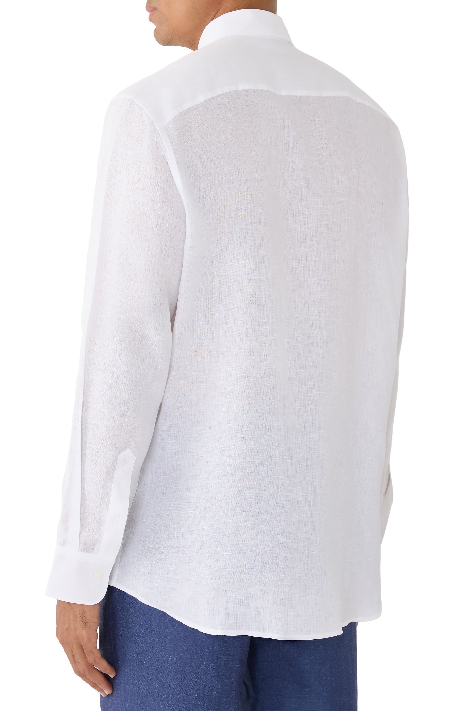 قميص بصف أزرار مخفي