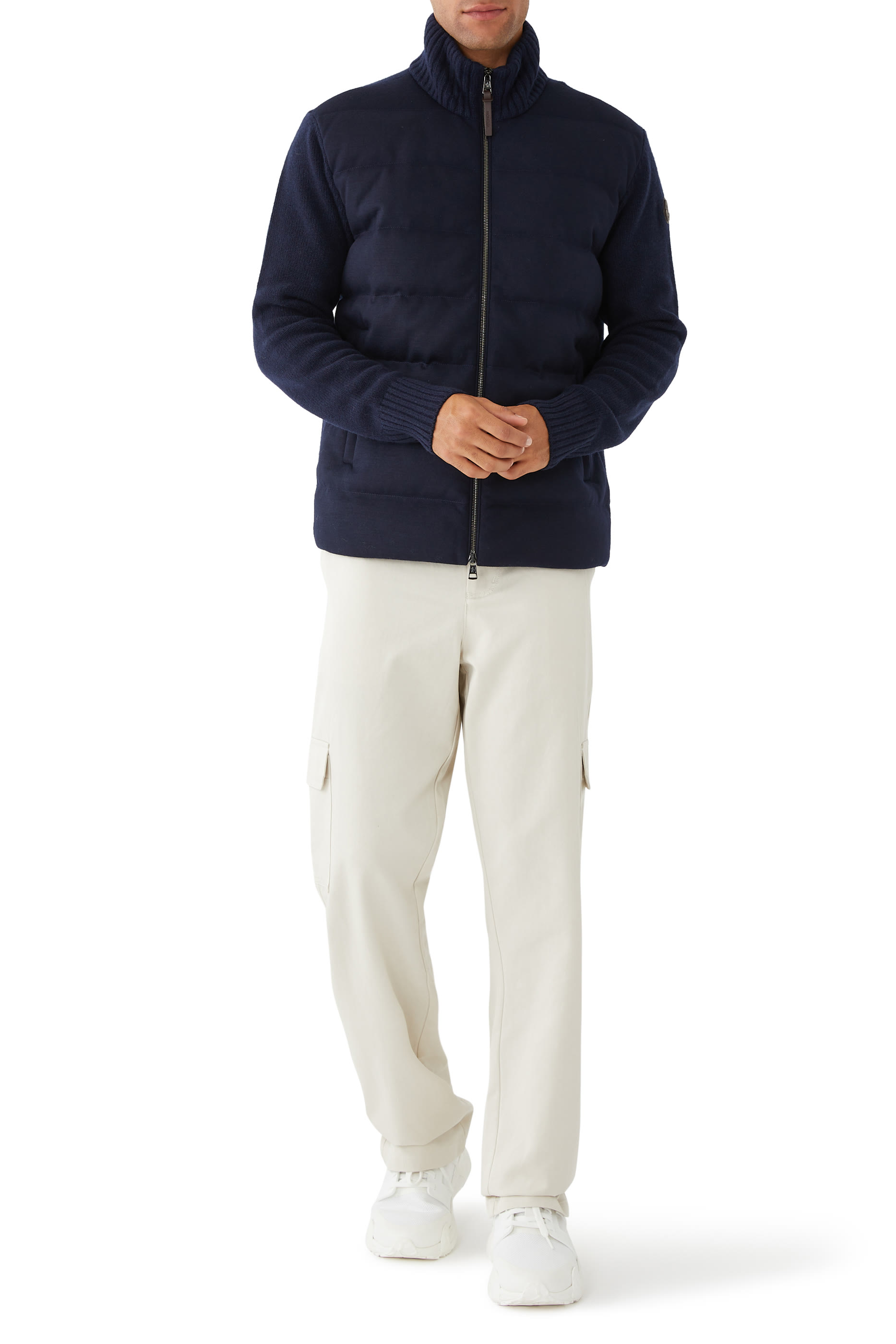 كارديجان بشعار الماركة