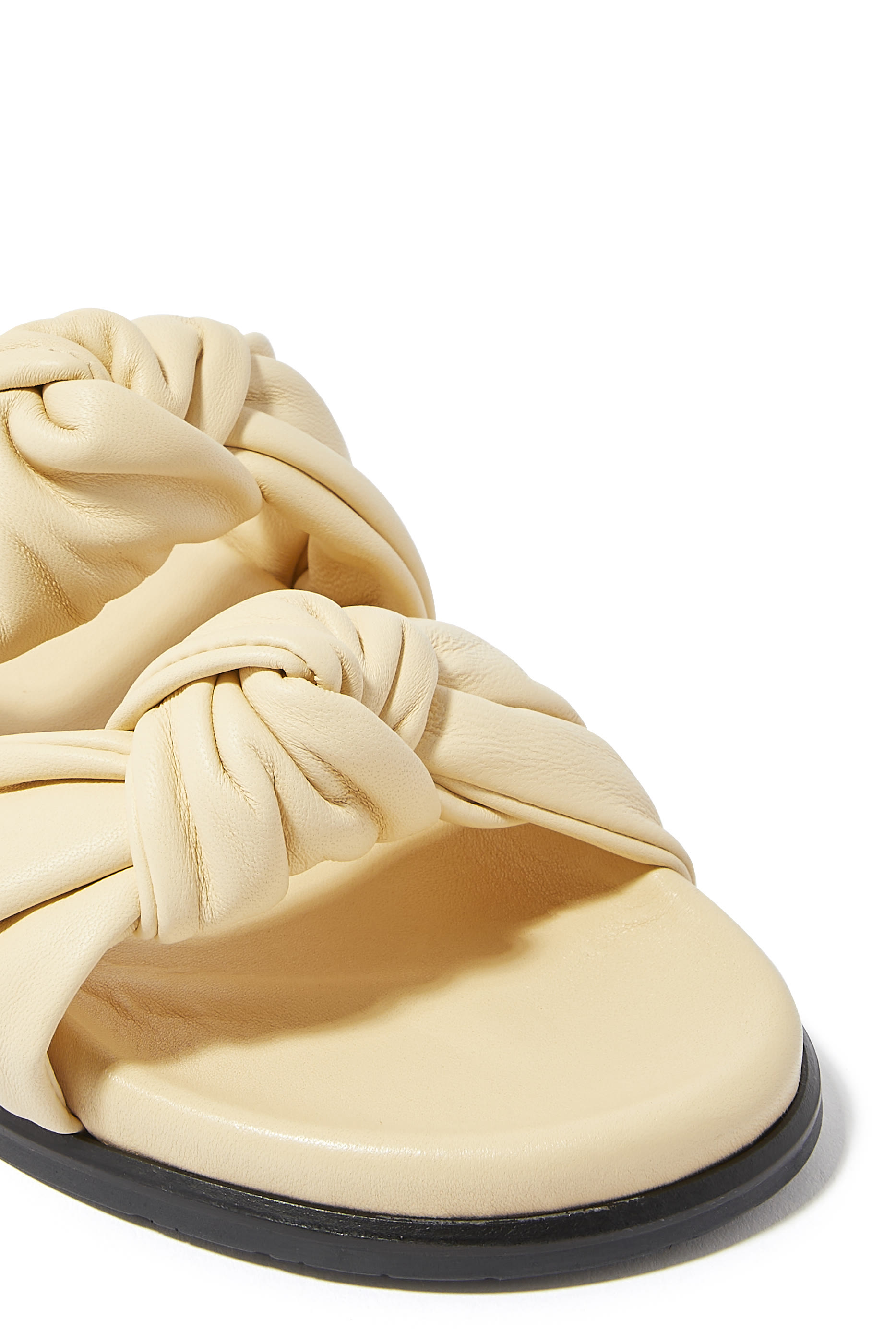 حذاء خفيف تاي بنعل مسطح جلد