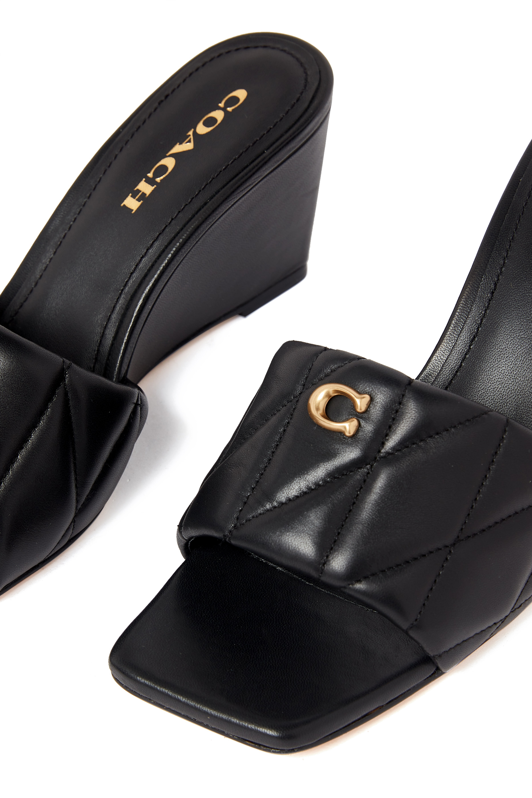 صندل إيما 70 مبطن بكعب ويدج