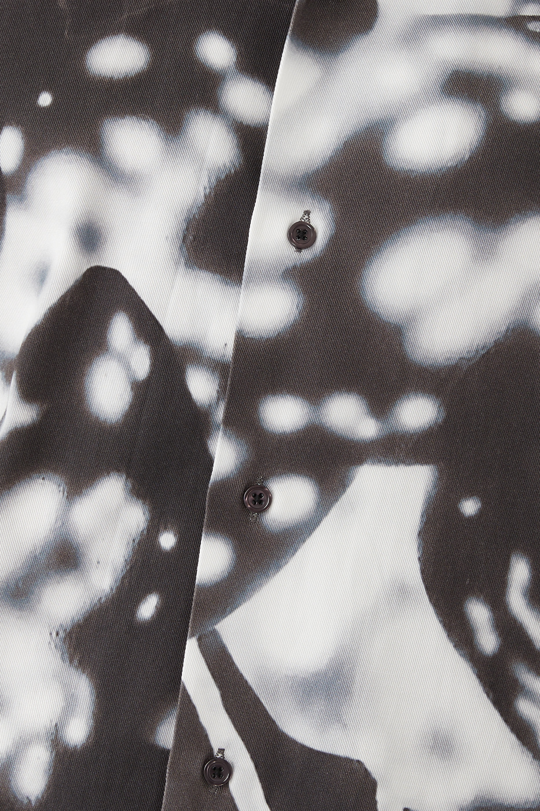 قميص كانتي دوسي بأكمام قصيرة