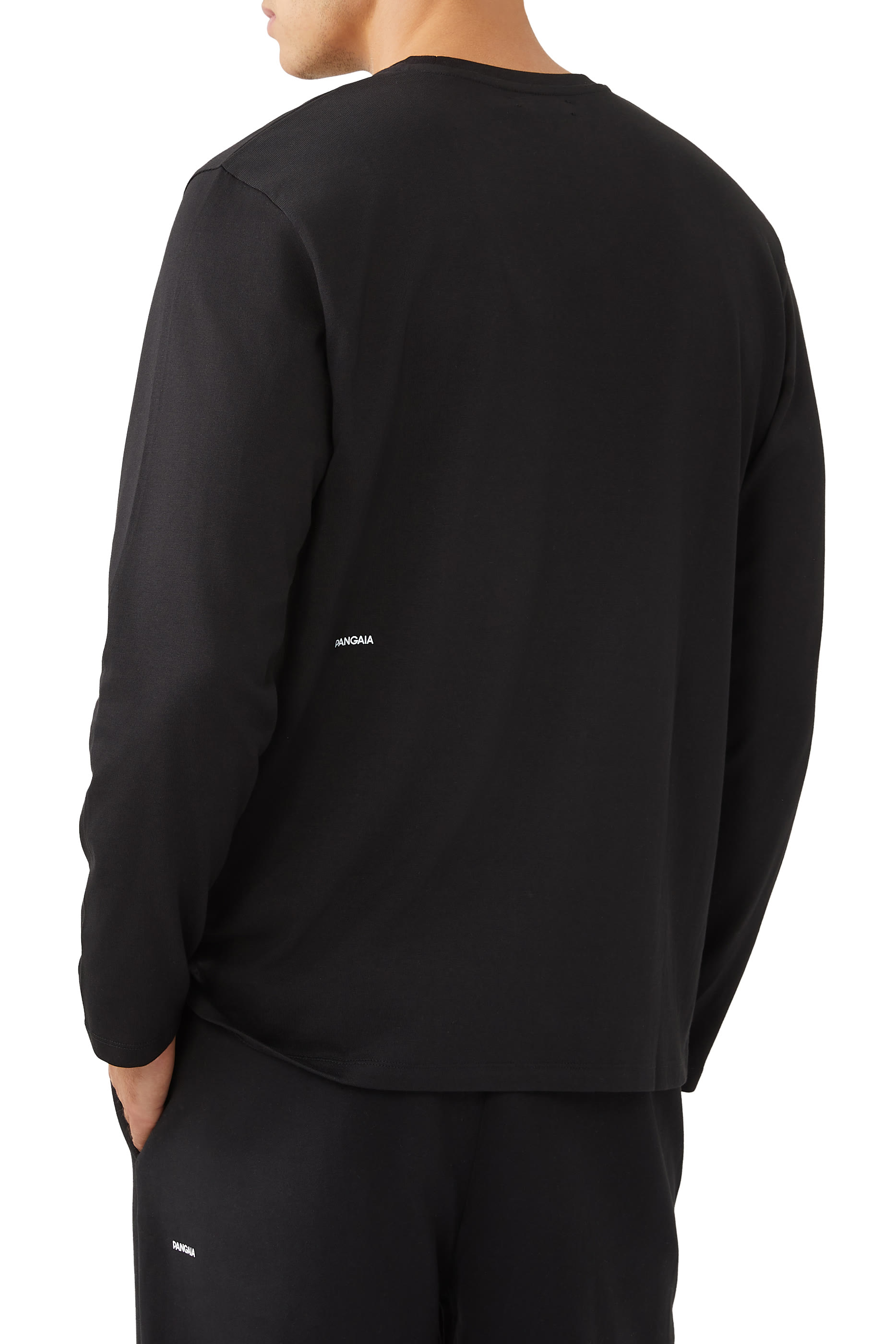 تيشيرت بأكمام طويلة بشعار الماركة