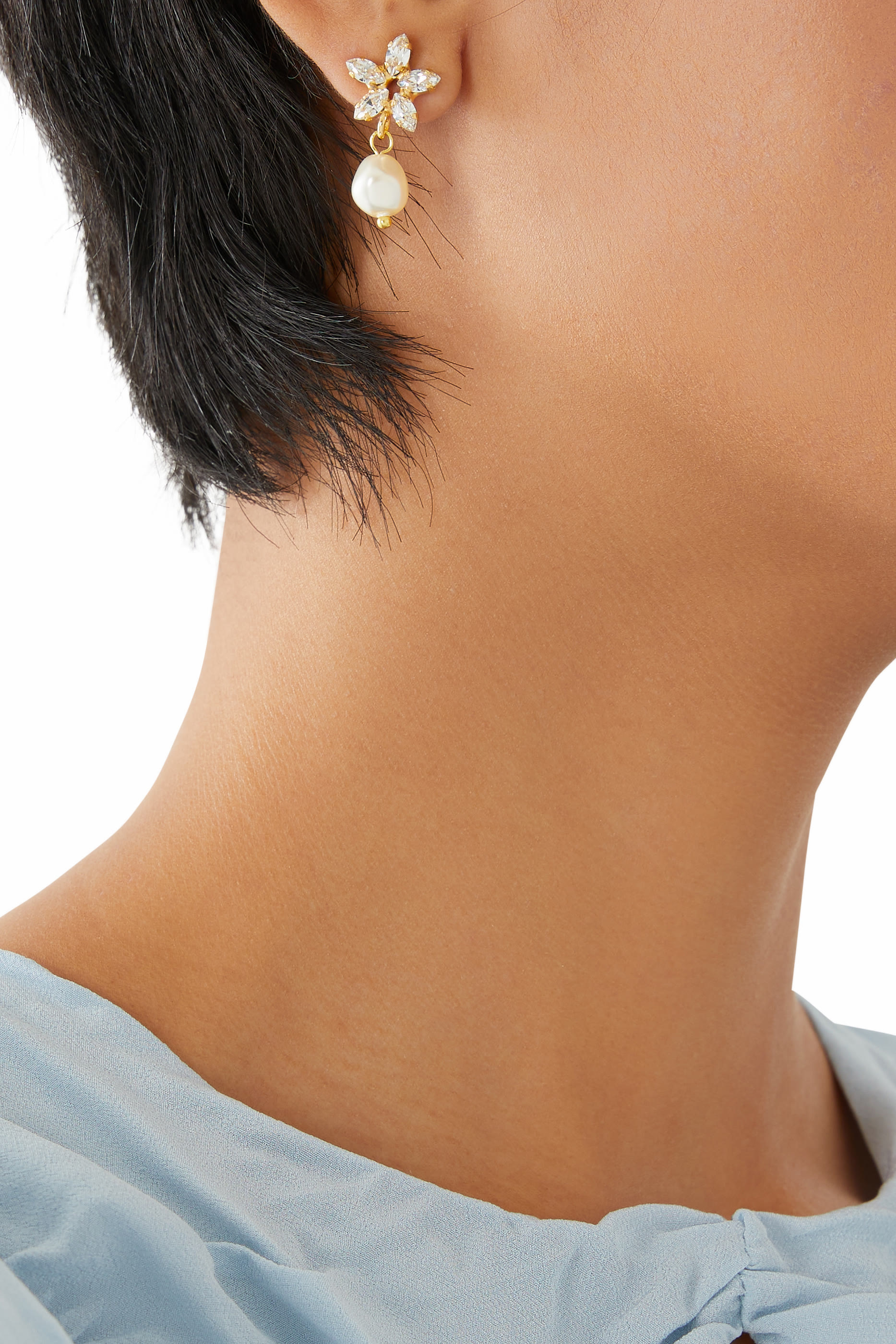 أقراط إيمي مرصعة بكريستال سواروفسكي، معدن مطلي بذهب عيار 18