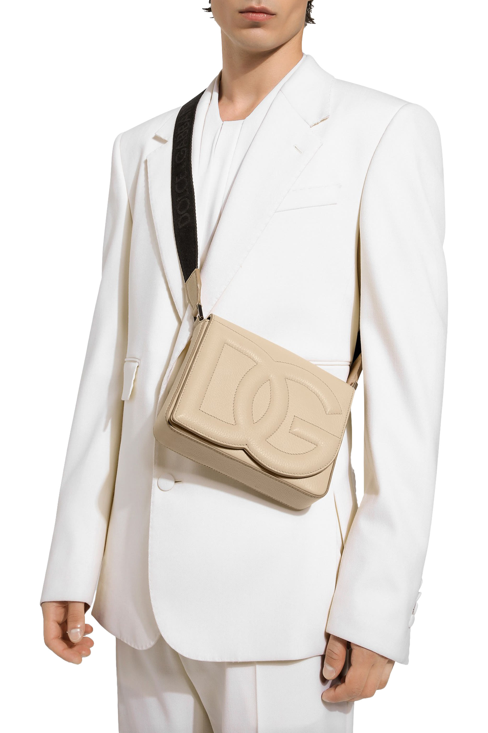 حقيبة كروس مزينة بشعار الماركة متوسطة المقاس