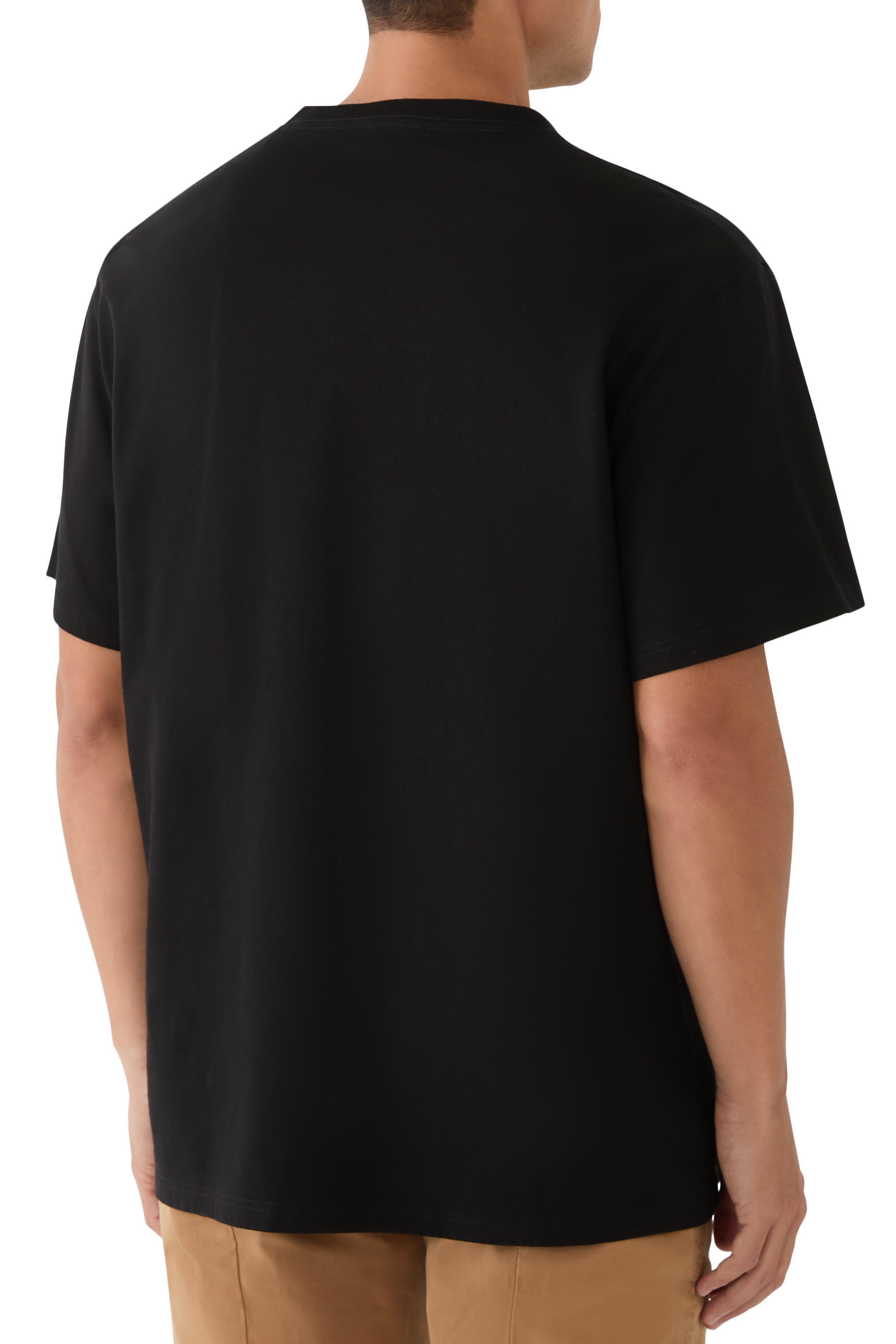 تيشيرت بنقشة جمجمة لامعة