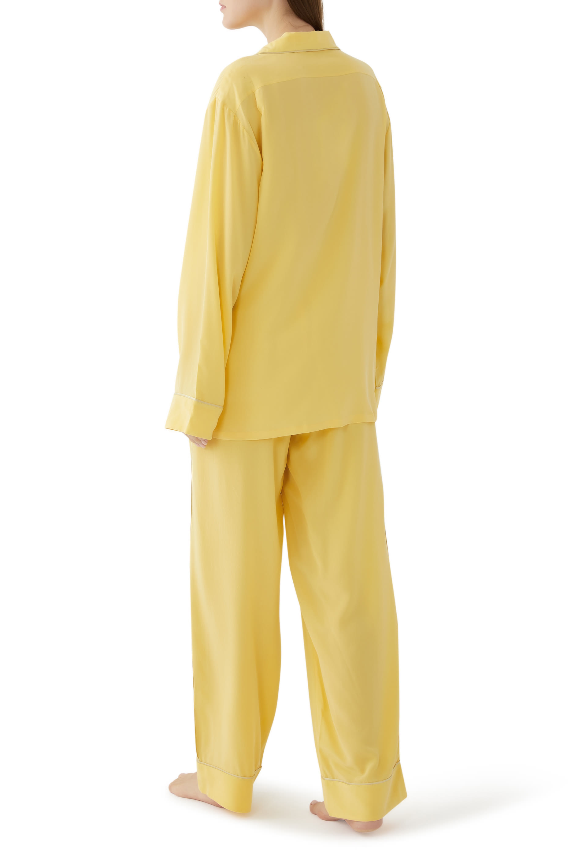 طقم بيجامة إيف