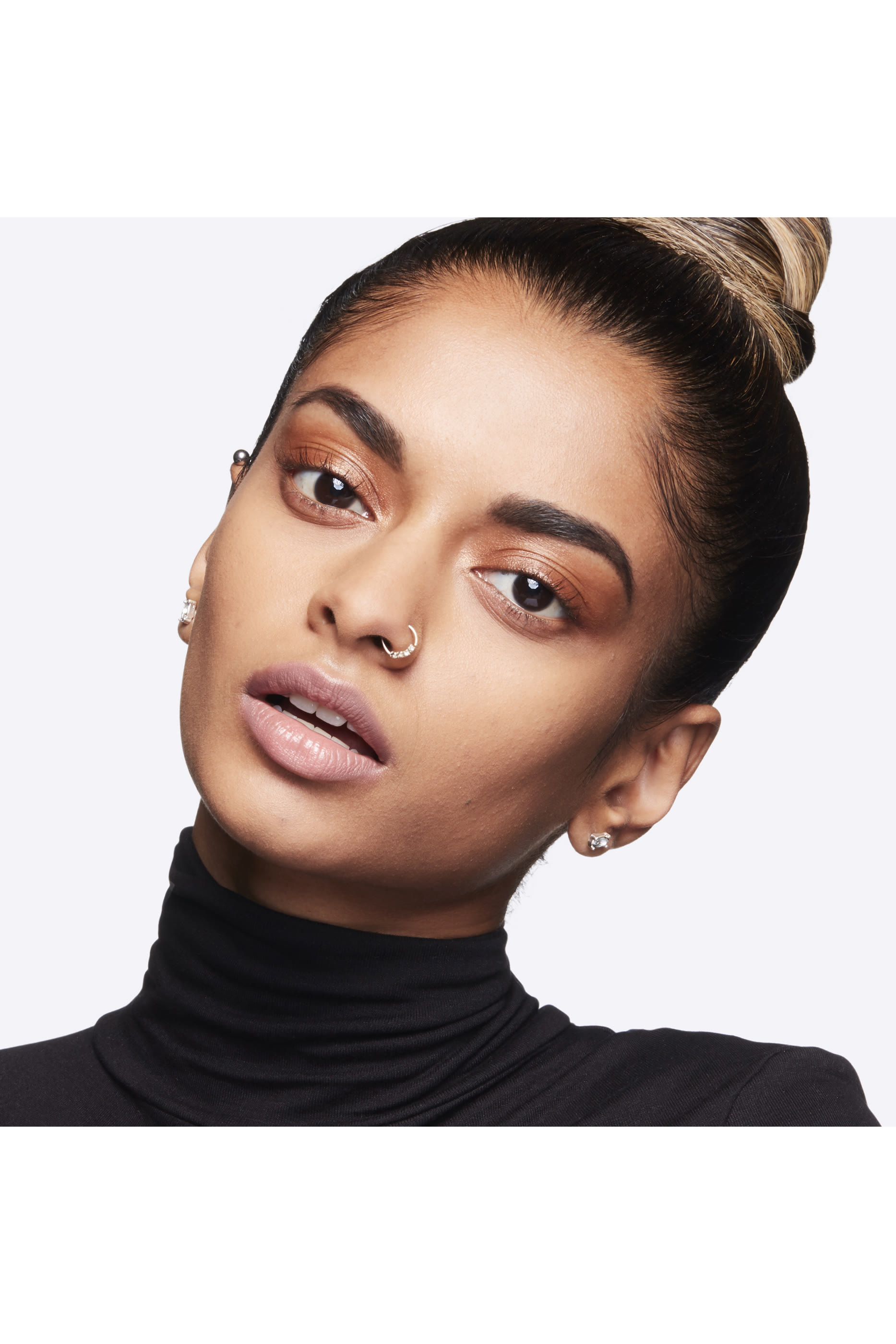 كريم أساس بودرة ستوديو فكس بلاس