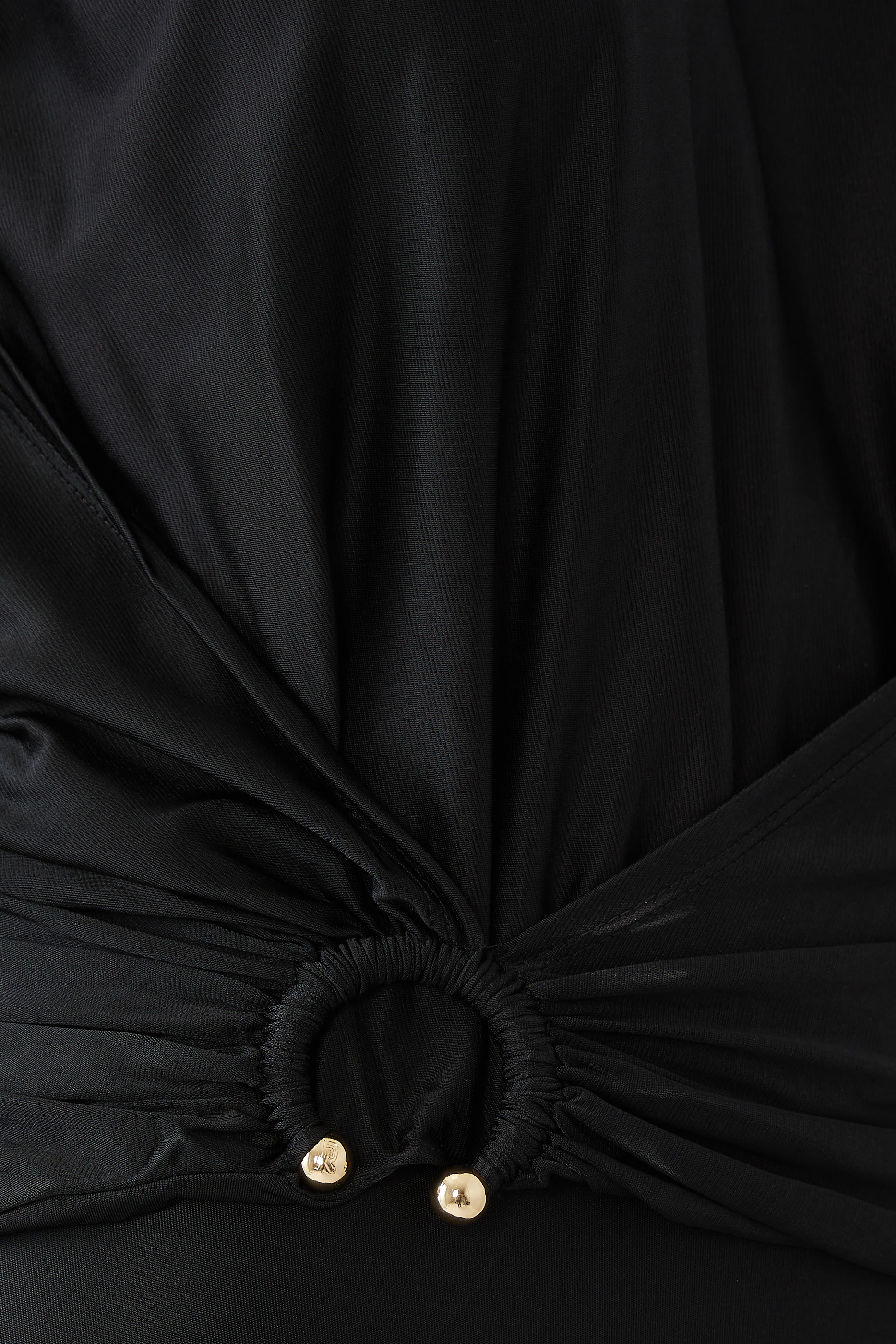 بلوزة بكمام قصيرة