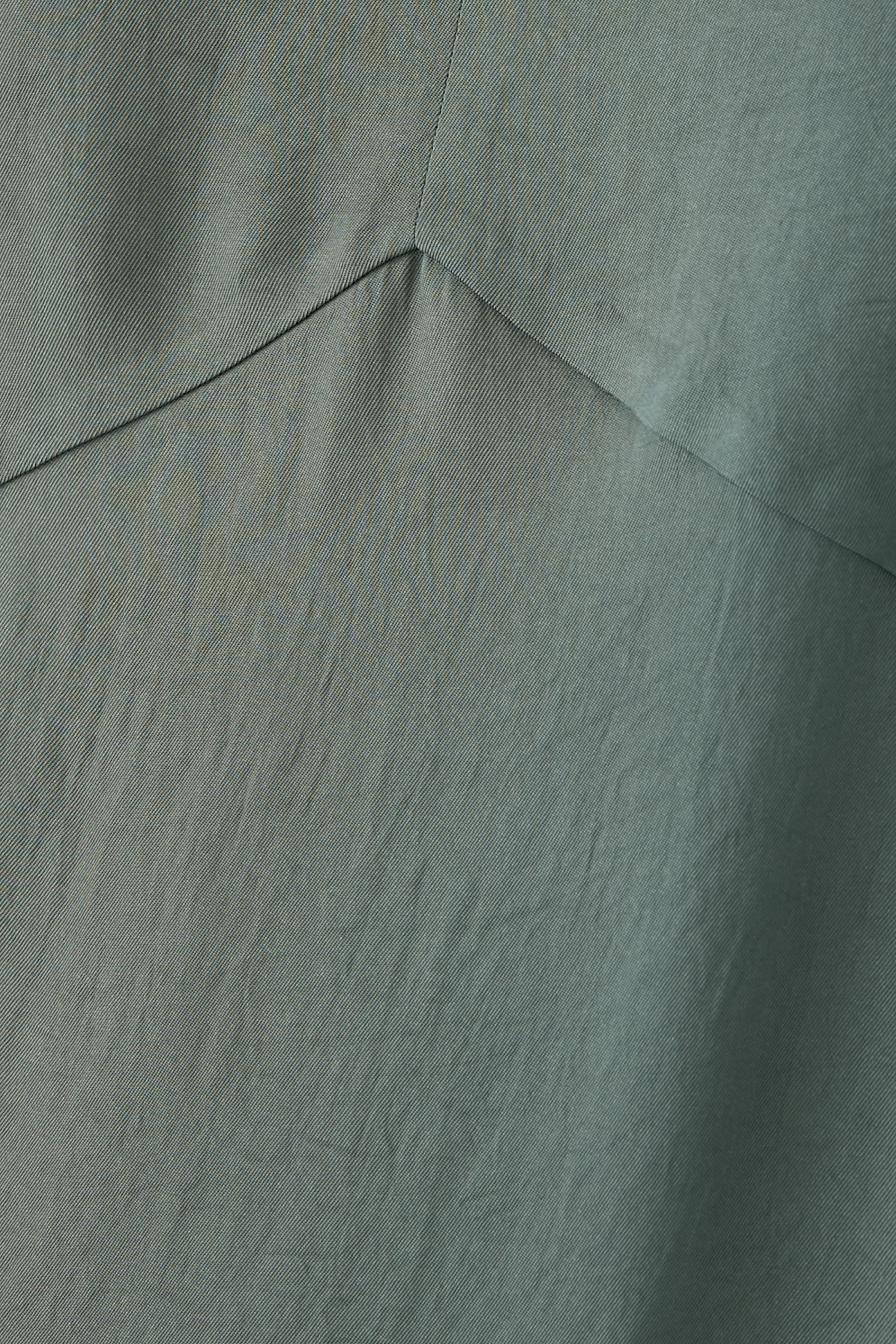 فستان سهل الارتداء متوسط الطول تويل