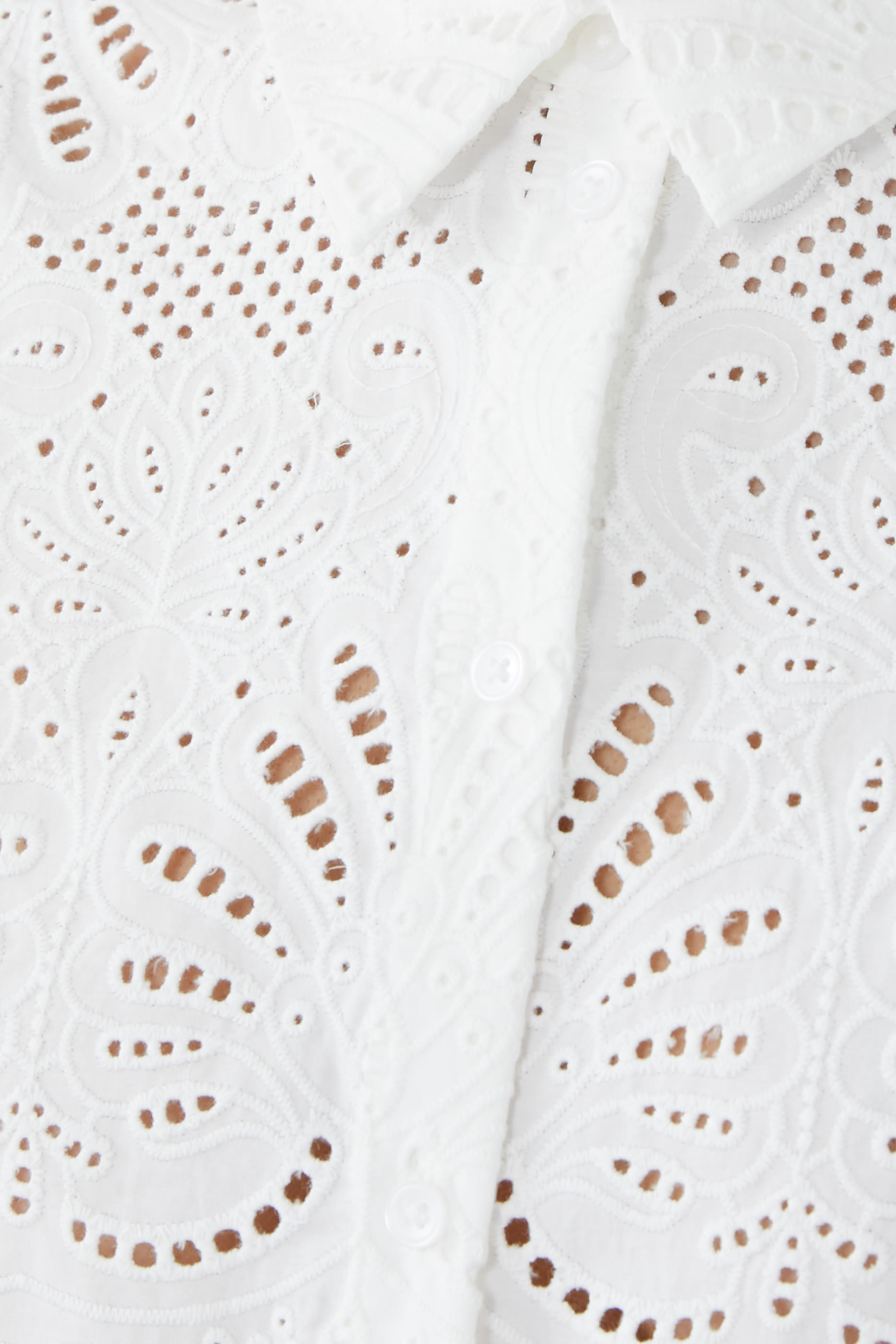 بلوزة قطن بتطريزات