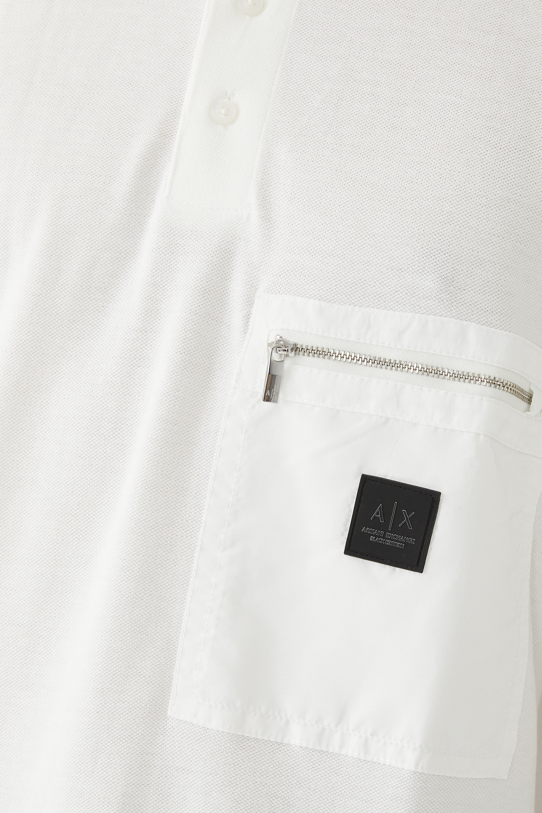 قميص بولو بإصدار أسود