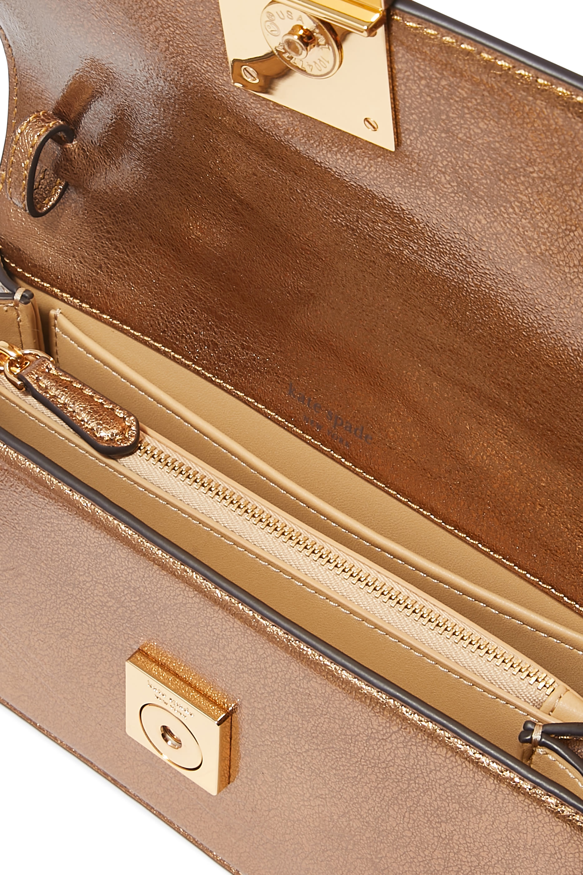 حقيبة كروس داكوتا صغيرة لامعة