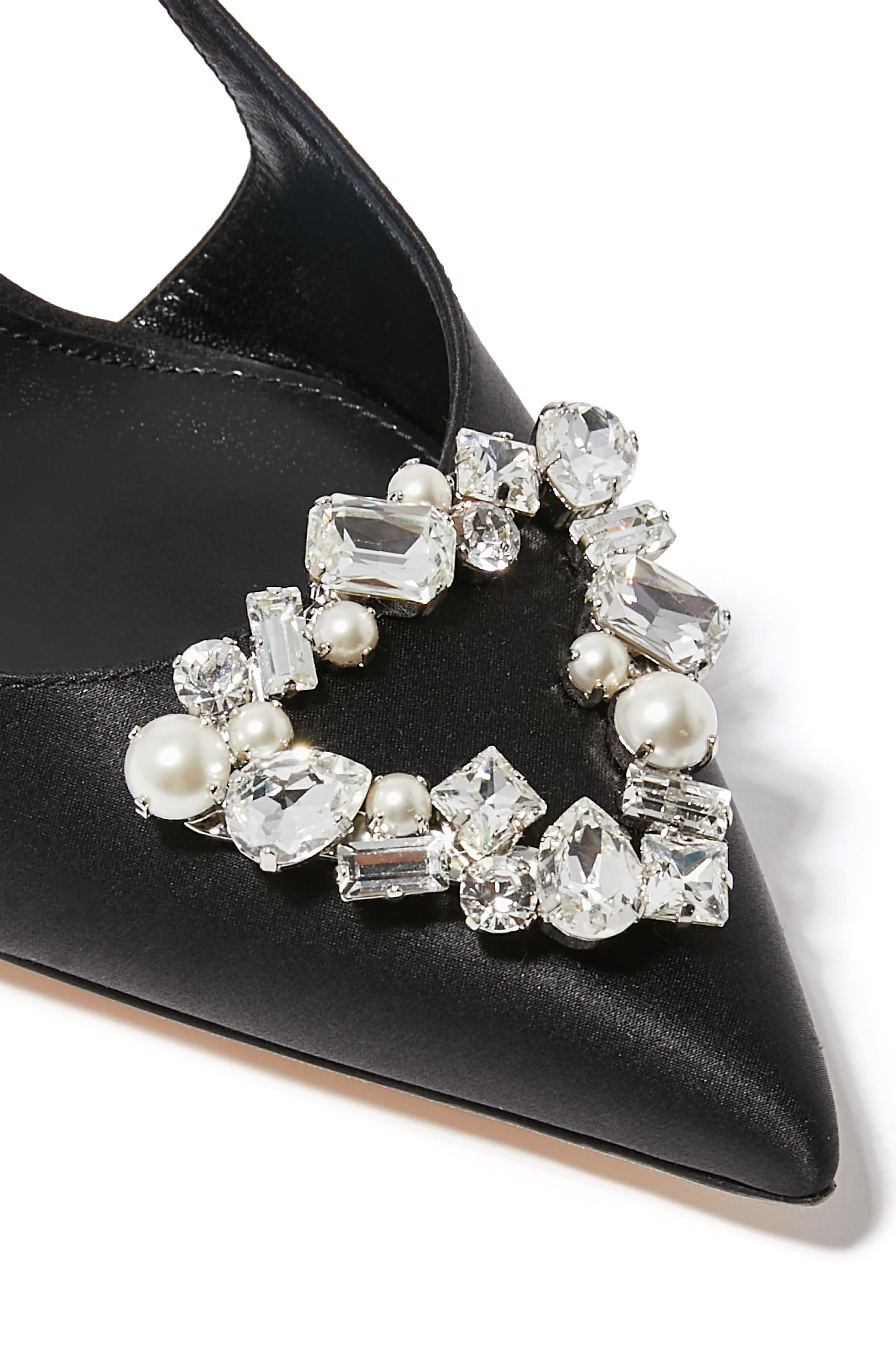 حذاء كلاسيك 70 بسير خلفي وكعب صغير