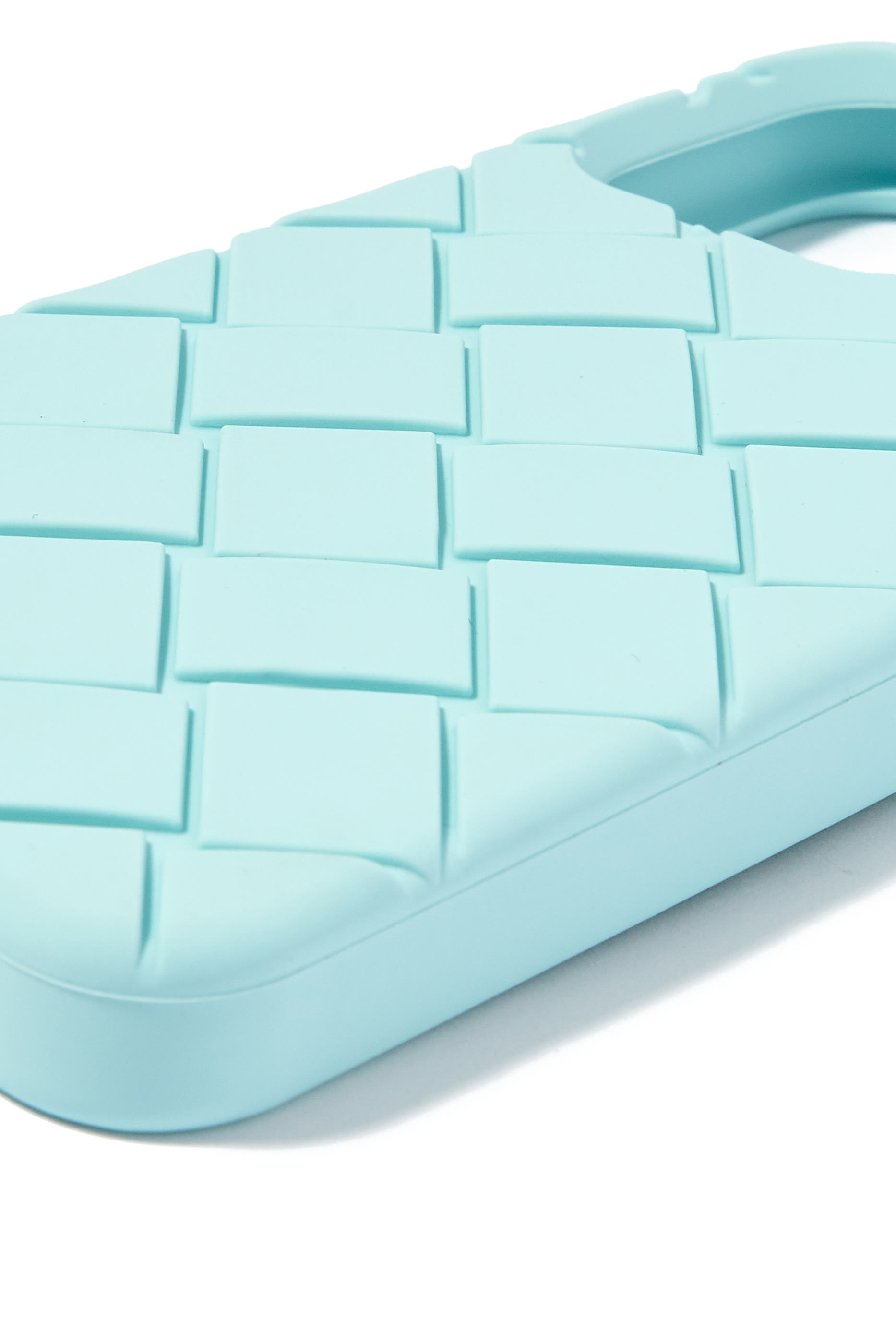 حافظة هاتف آيفون 13 برو بتصميم مجدول