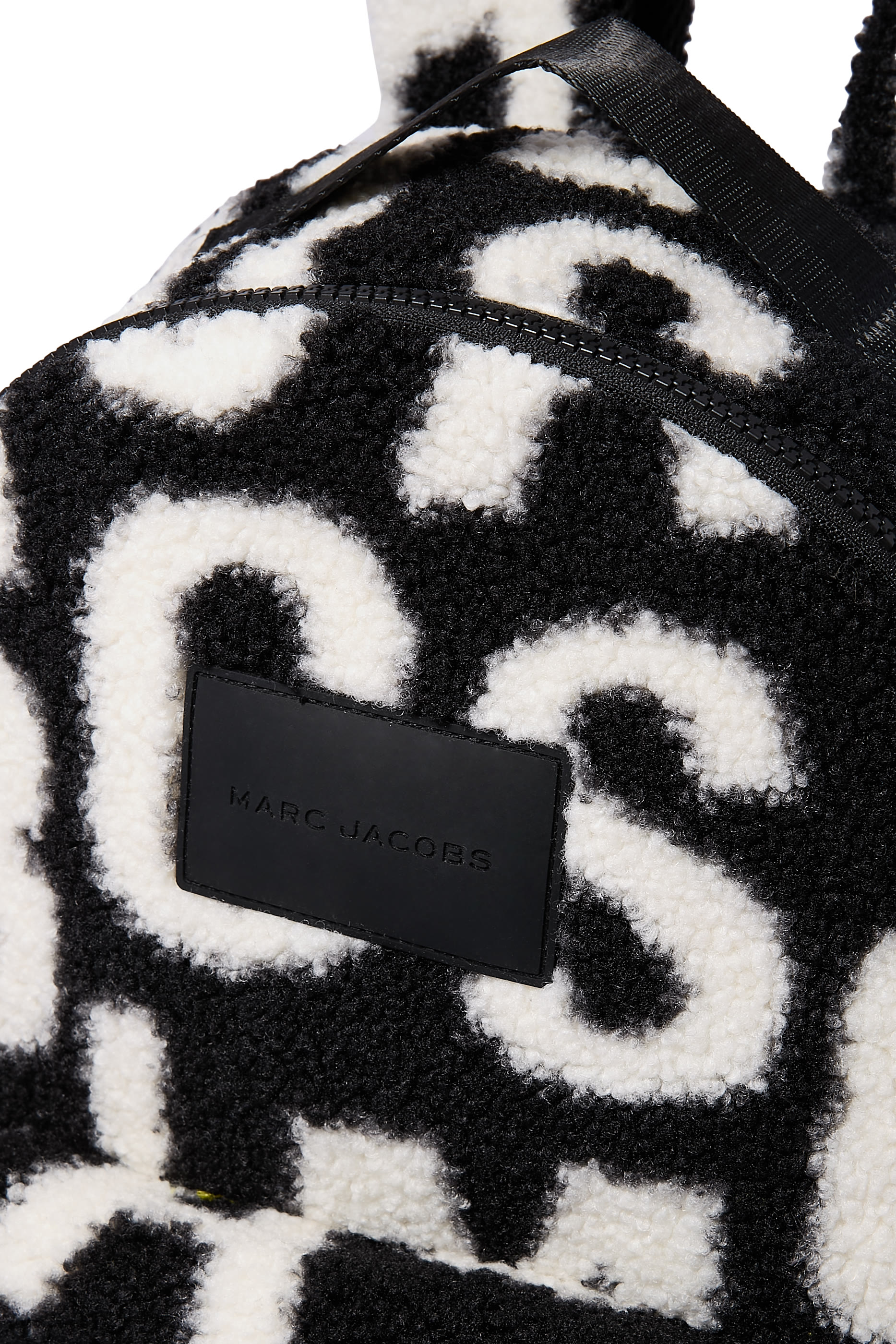 حقيبة ظهر بطبعة شعار الماركة للأطفال