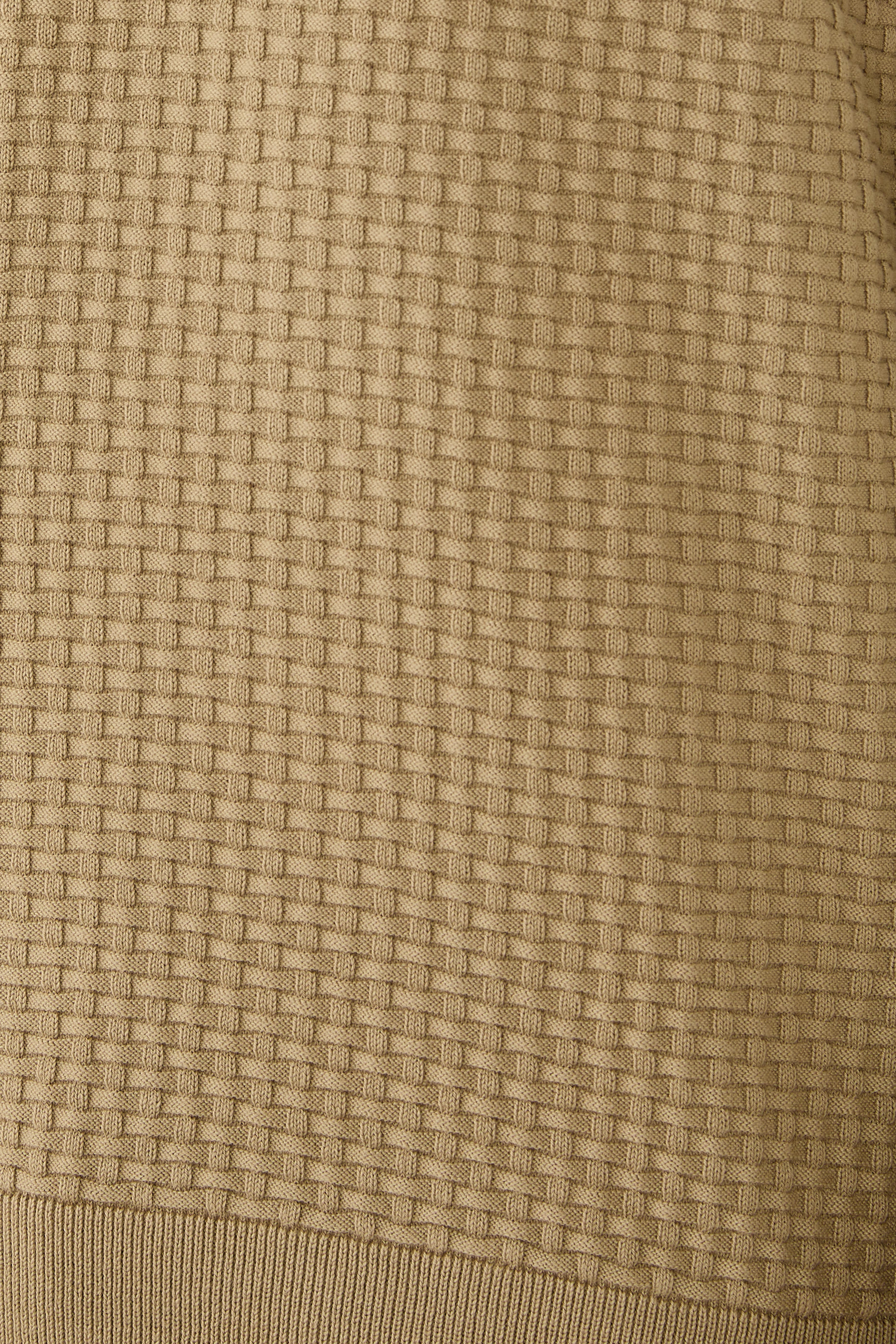 كنزة ايتش-إمبيرتو منسوجة