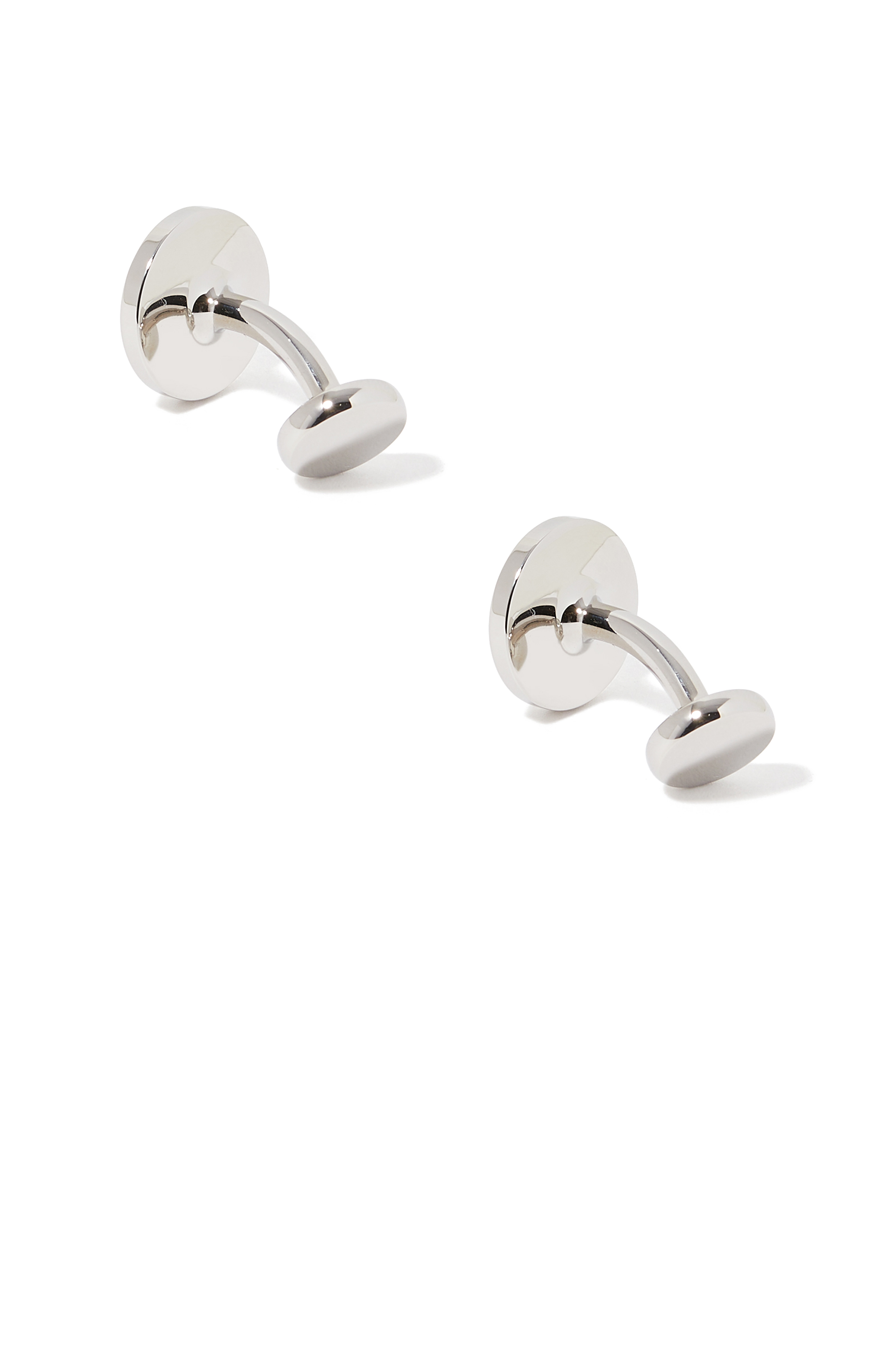 أزرار أكمام بتفاصيل شعار الماركة