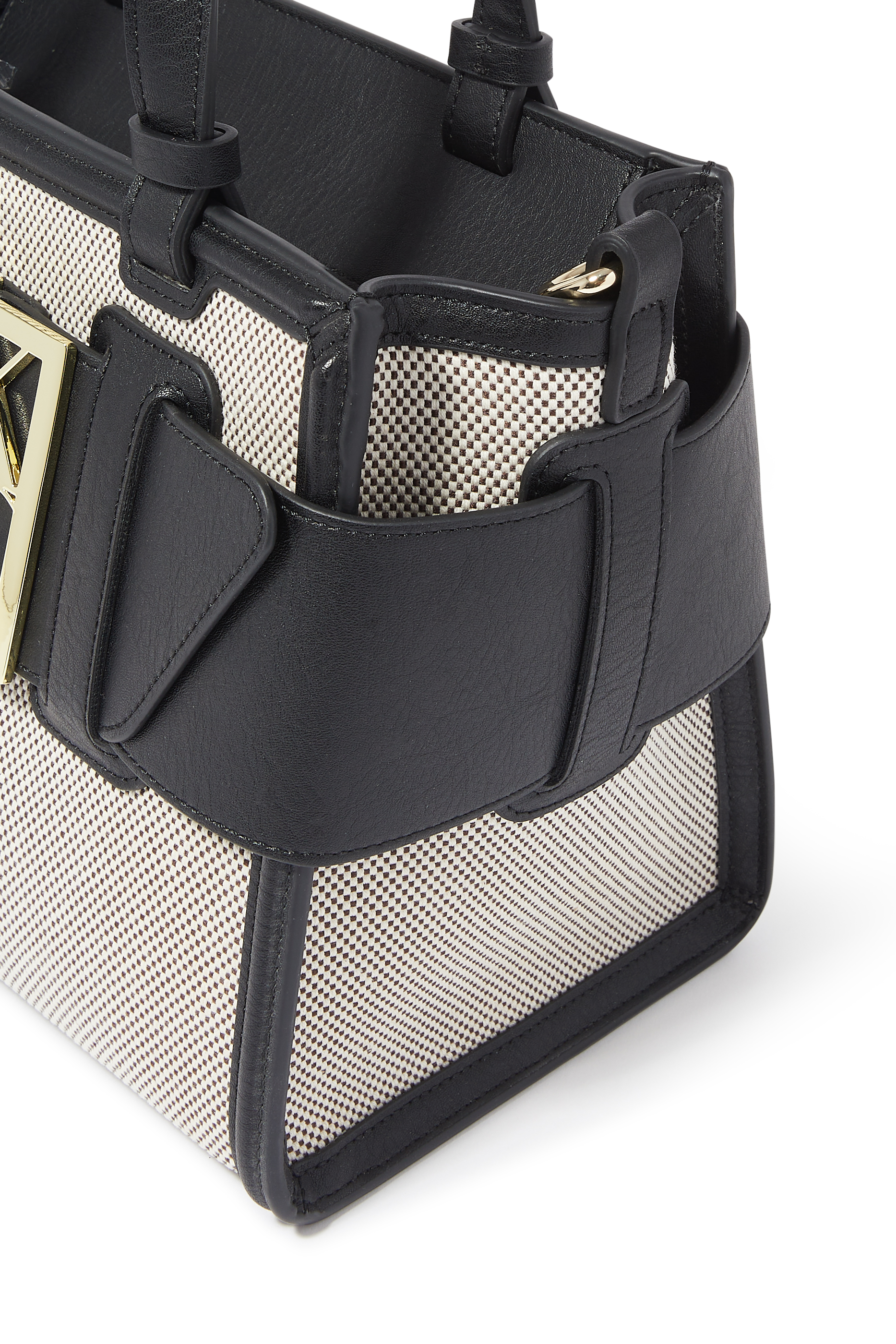 حقيبة يد سوزي بشعار الماركة