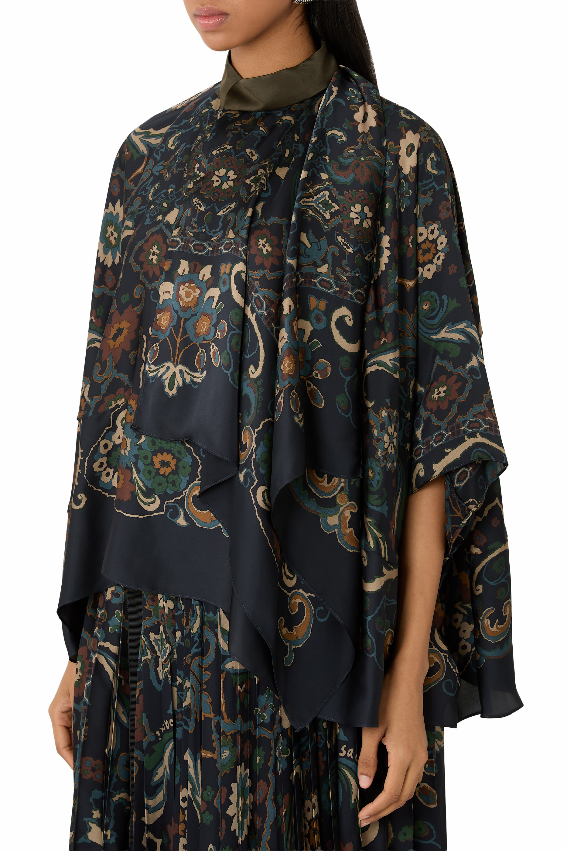 قميص بطبعة أزهار 