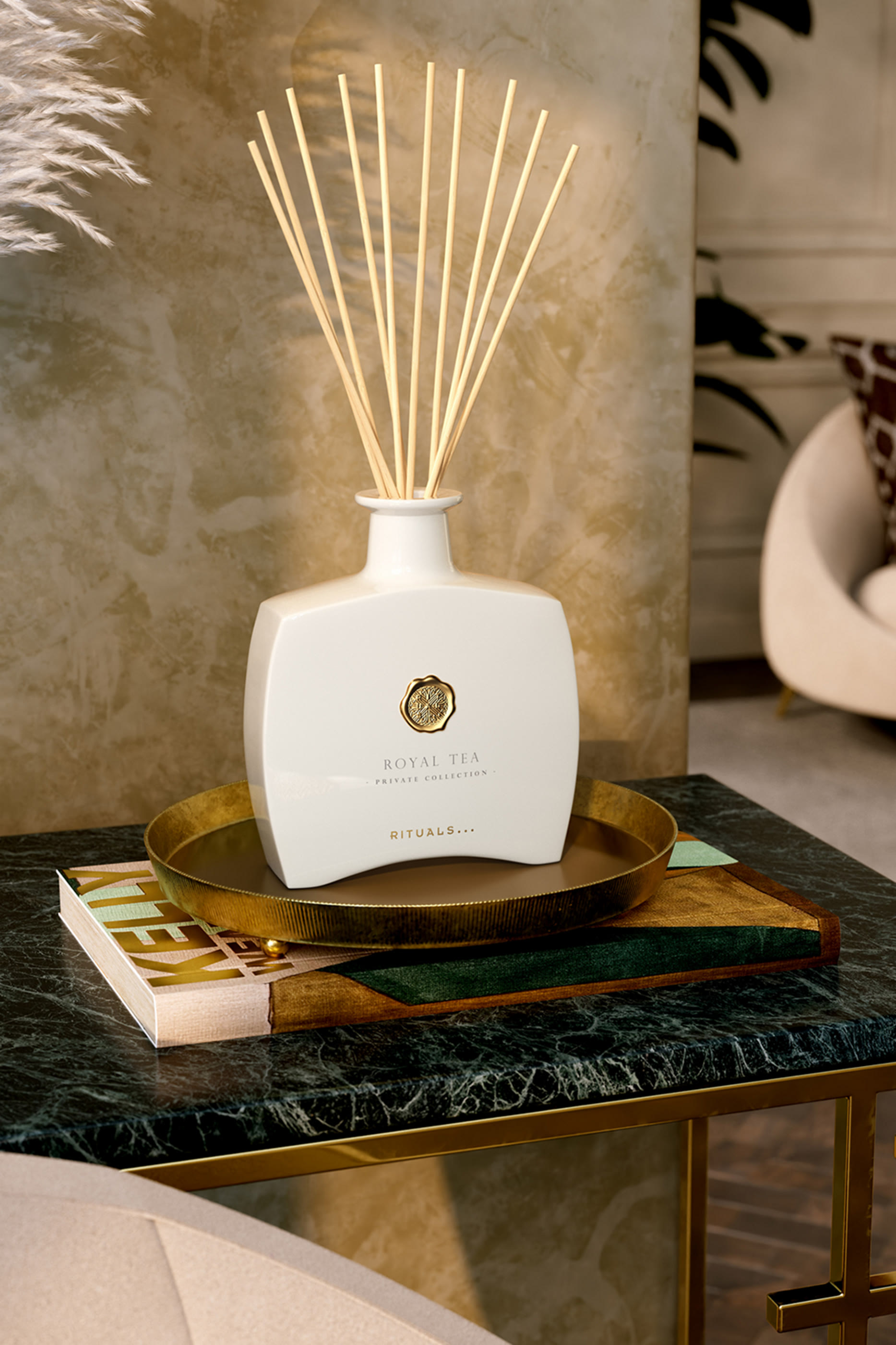 موزع عطر رويال تي برايقت كولكشن