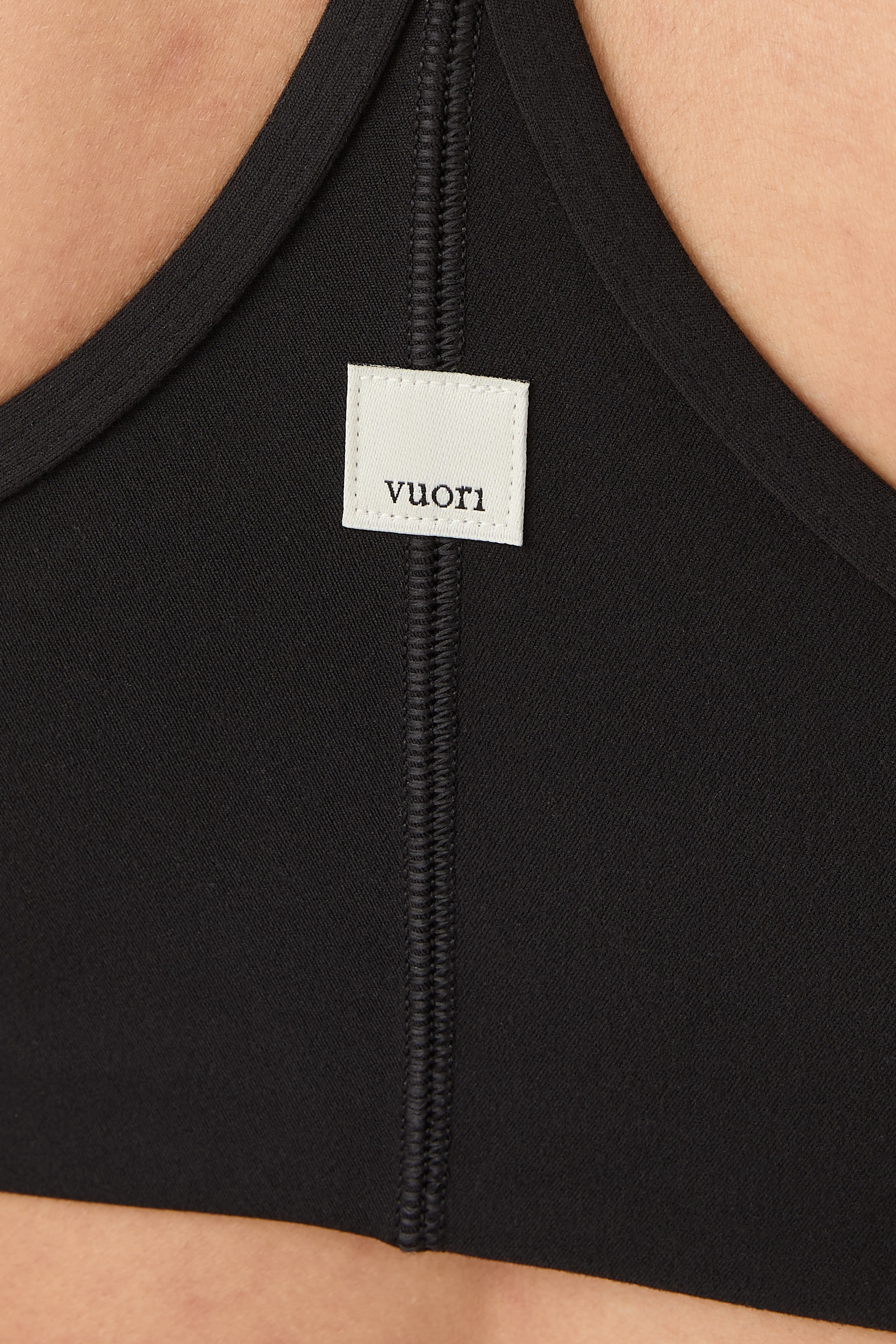 حمالة صدر  أول ذا فيلز