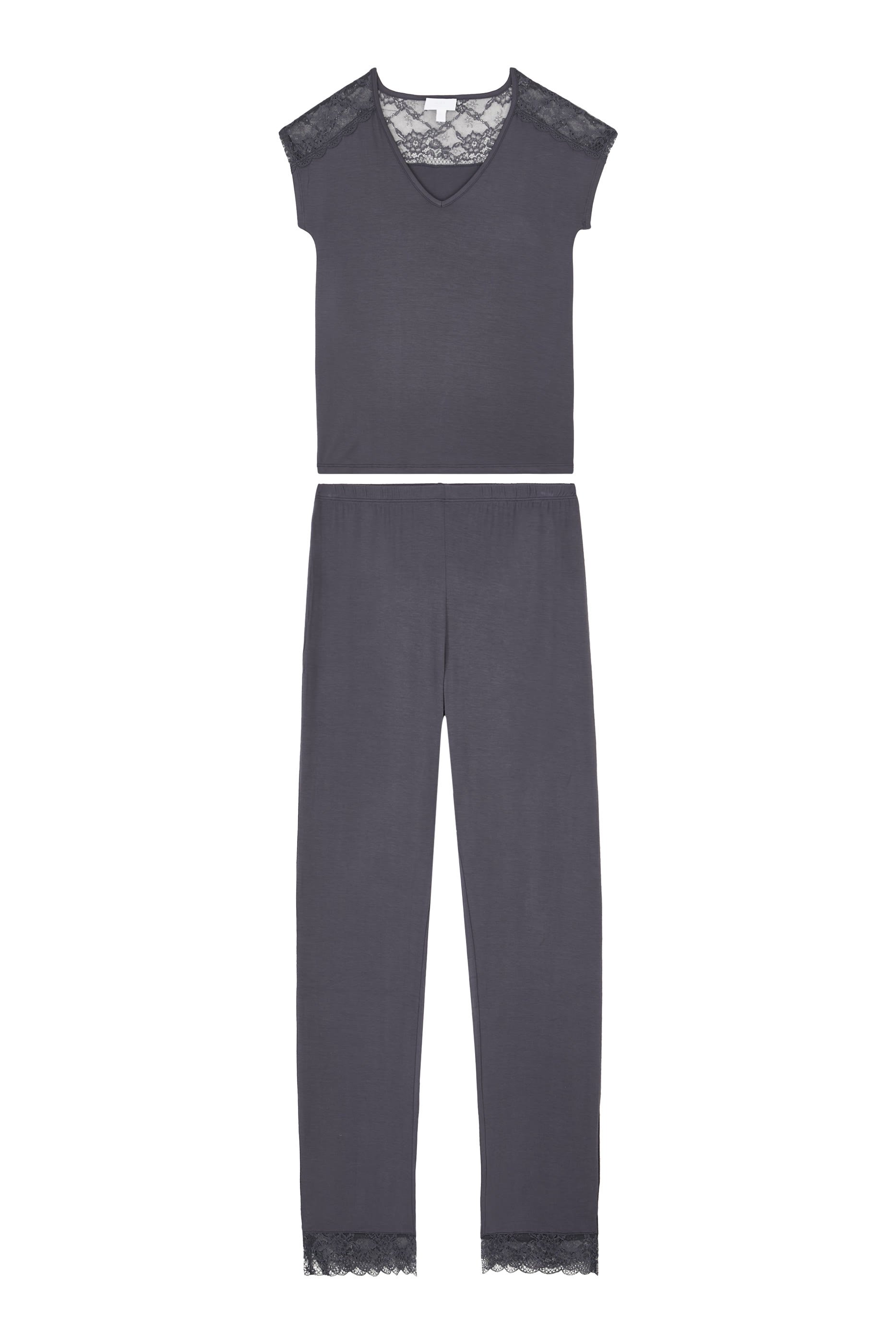 طقم بيجامة يوك دانتيل جيرسيه