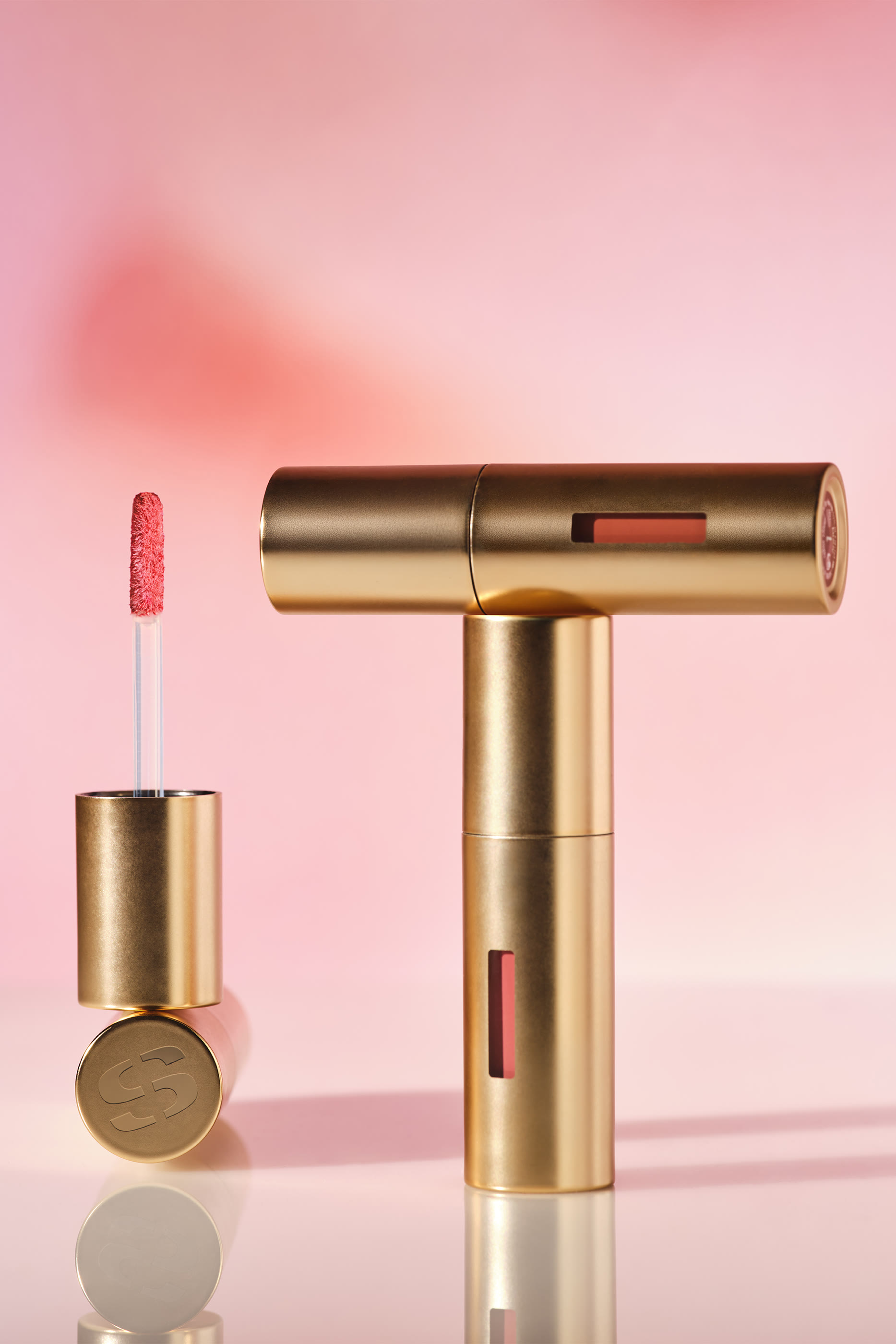 أحمر شفاه كولور كلاود