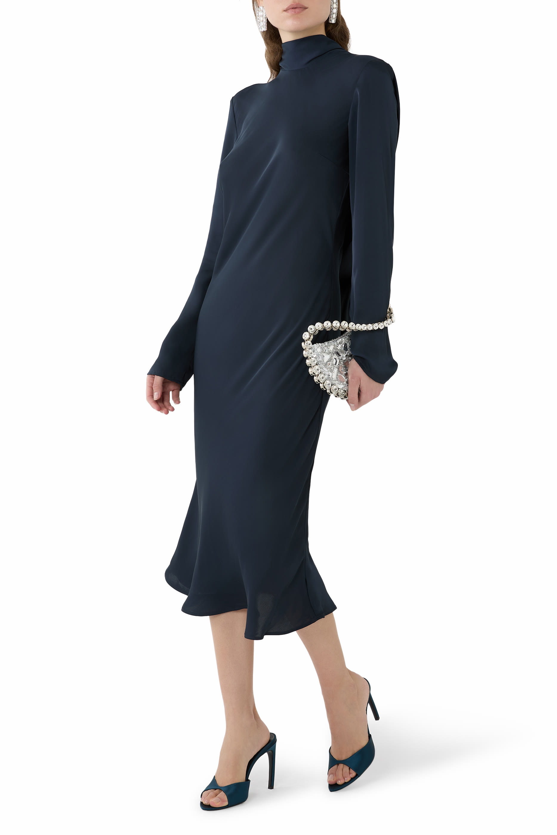 فستان بقصة مريحة متوسطة الطول ستان