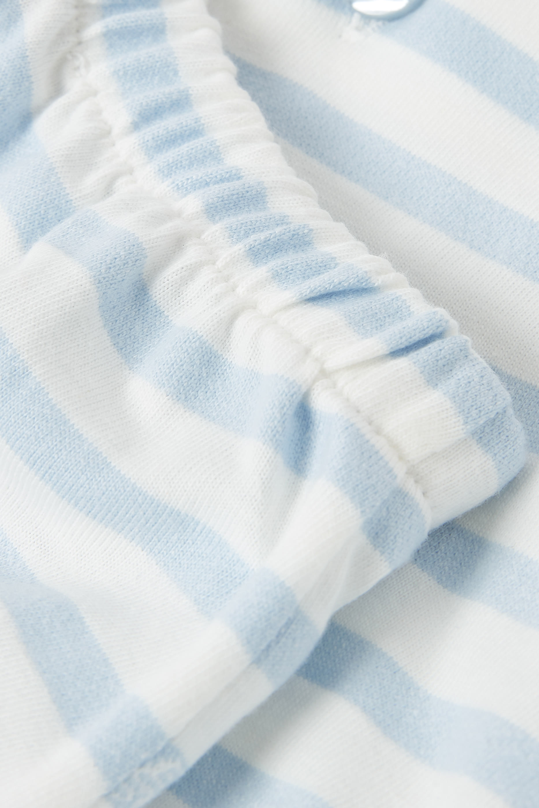 طقم قميص بولو وشورت مخطط للأطفال