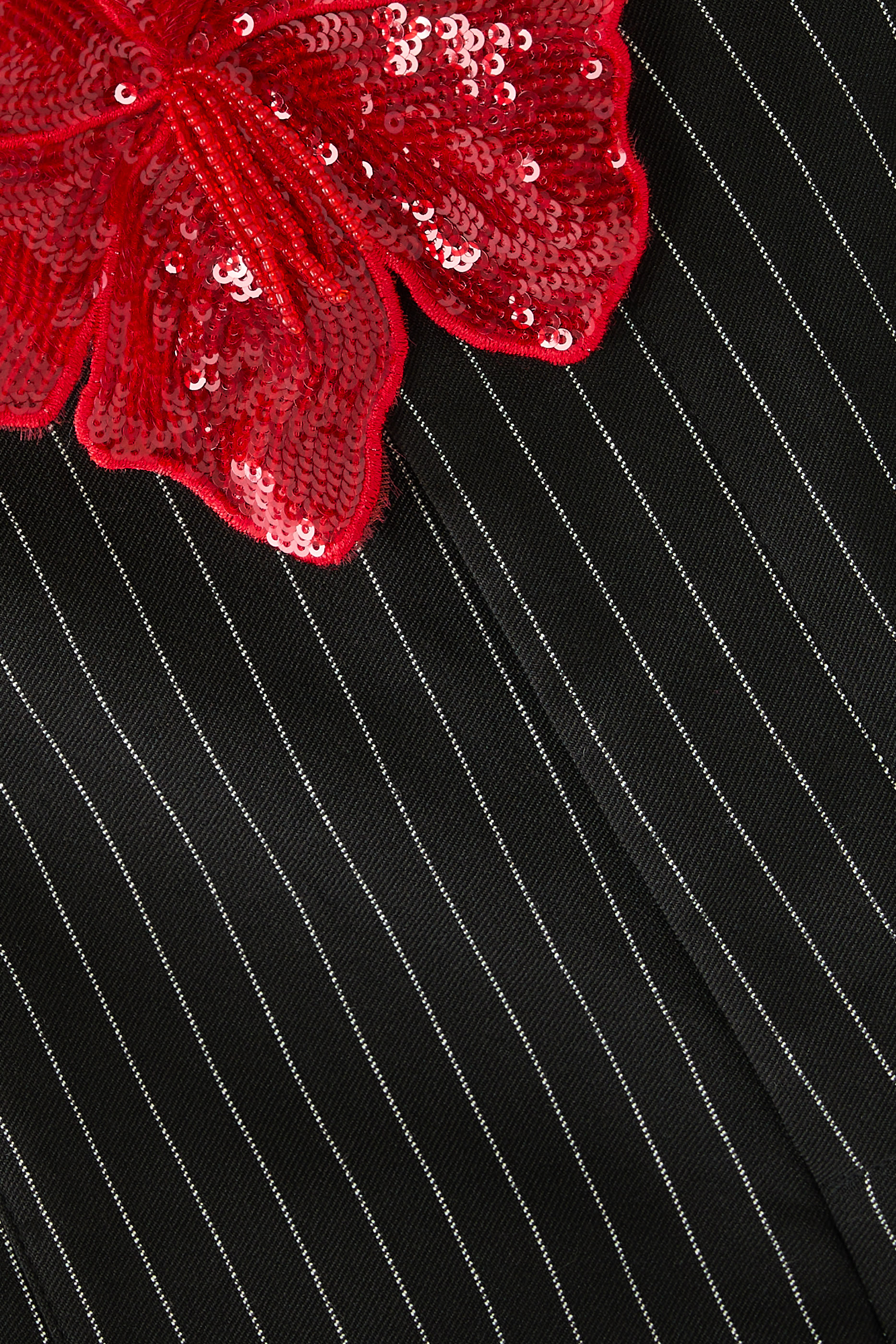 بنطال كارغو مخطط