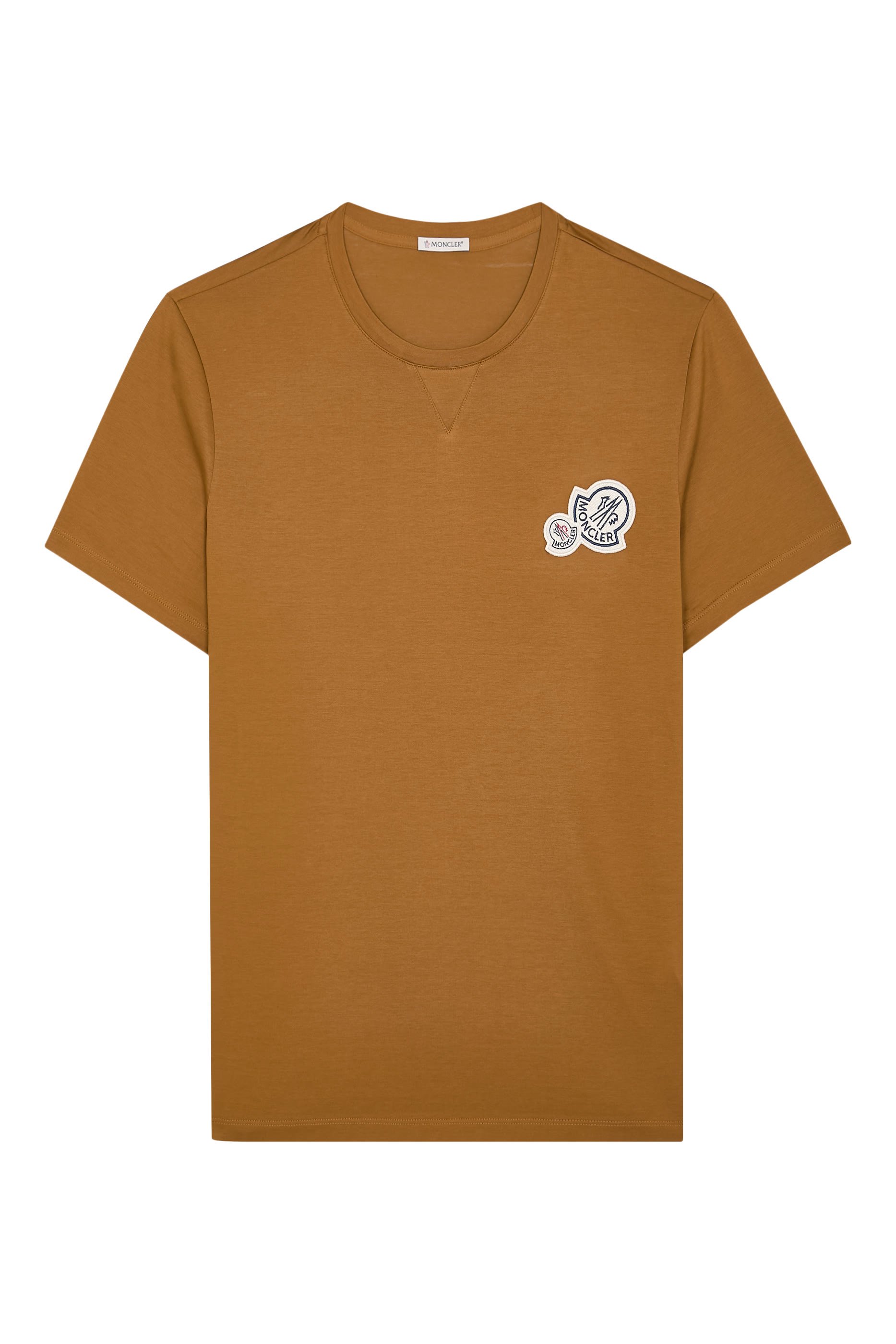 تيشيرت بأكمام قصيرة