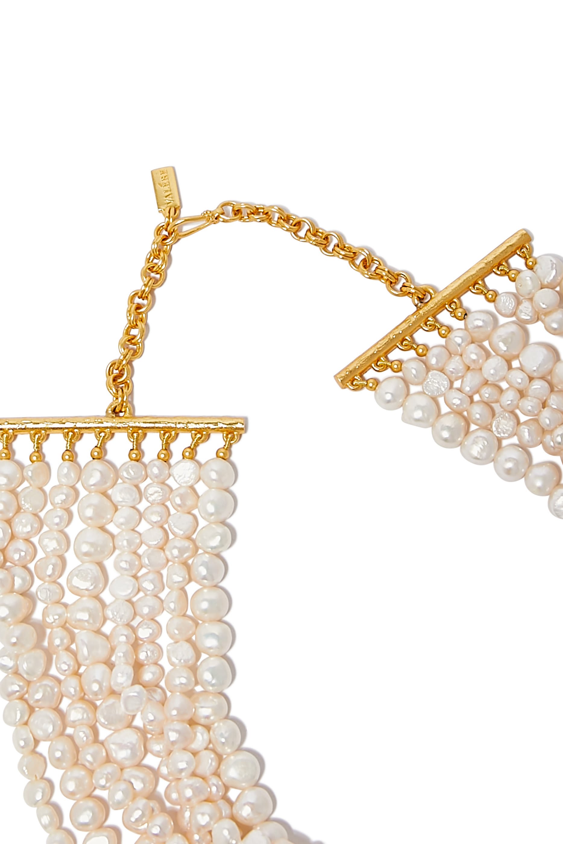 قلادة إليسا مزينة باللؤلؤ نحاس مطلي بذهب أصفر عيار 24