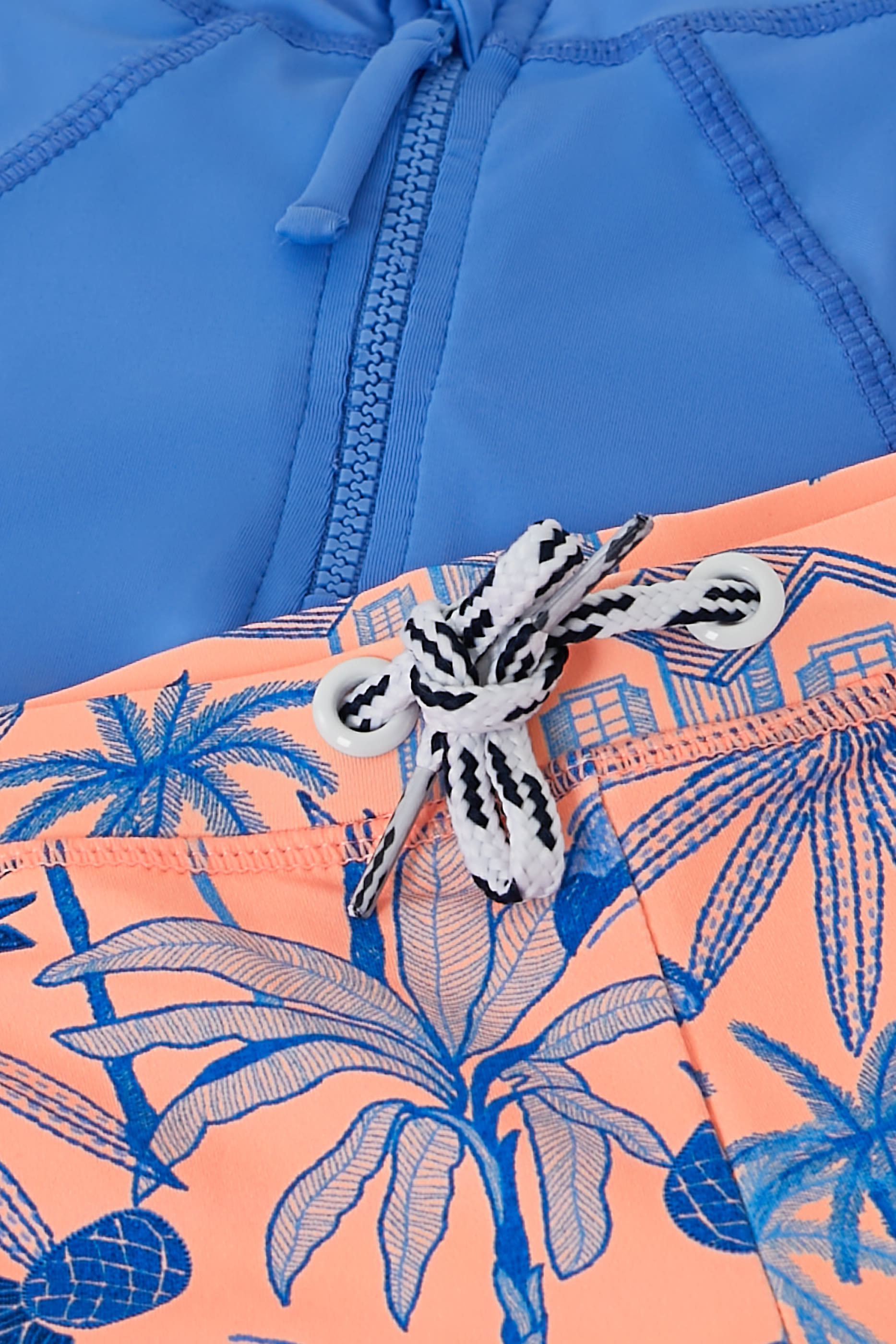 طقم تيشيرت وشورت تروبيكانا فاكاي خامات مستدامة للأطفال