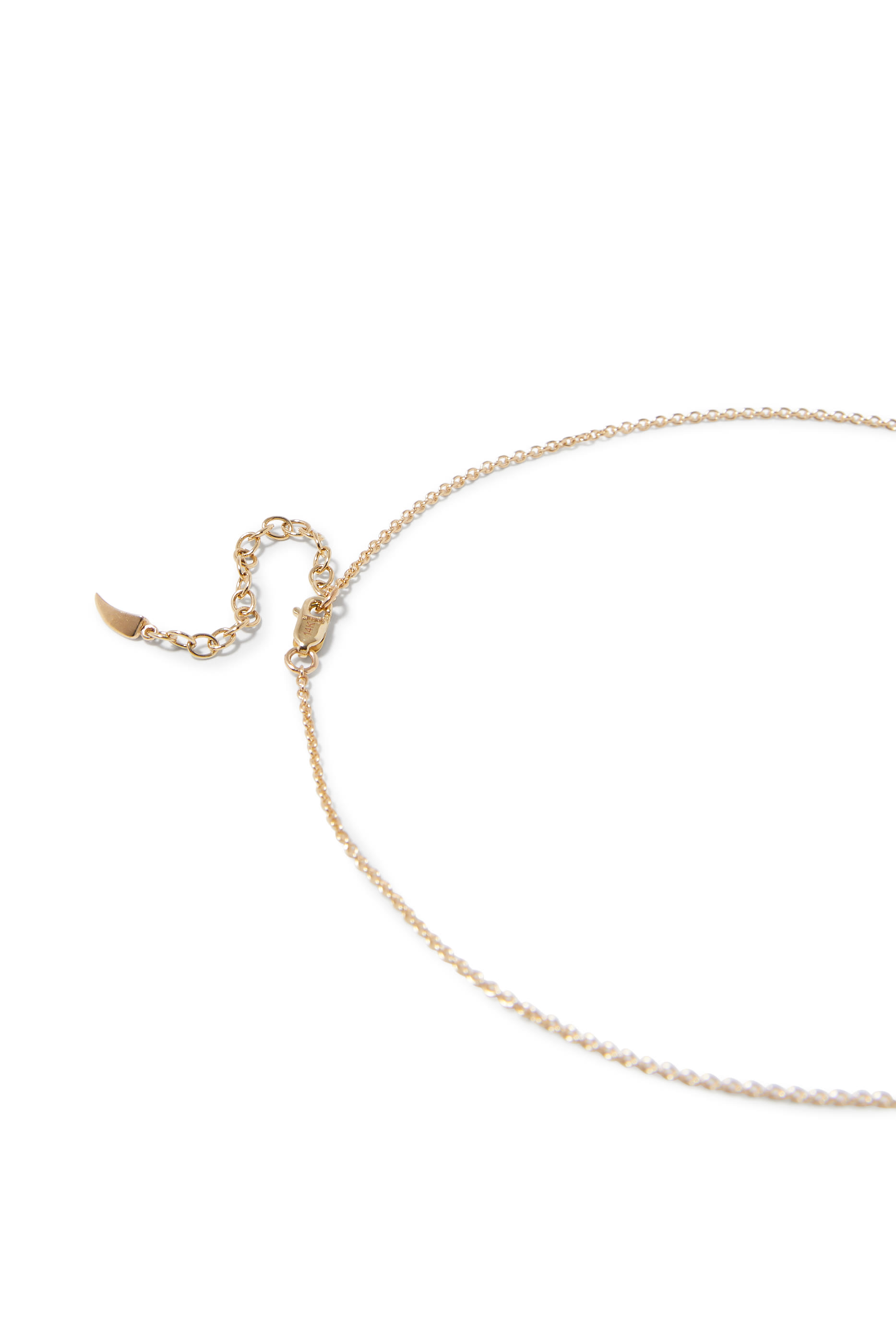 قلادة فاخرة مزينة بثلاث ماسات سوليتير