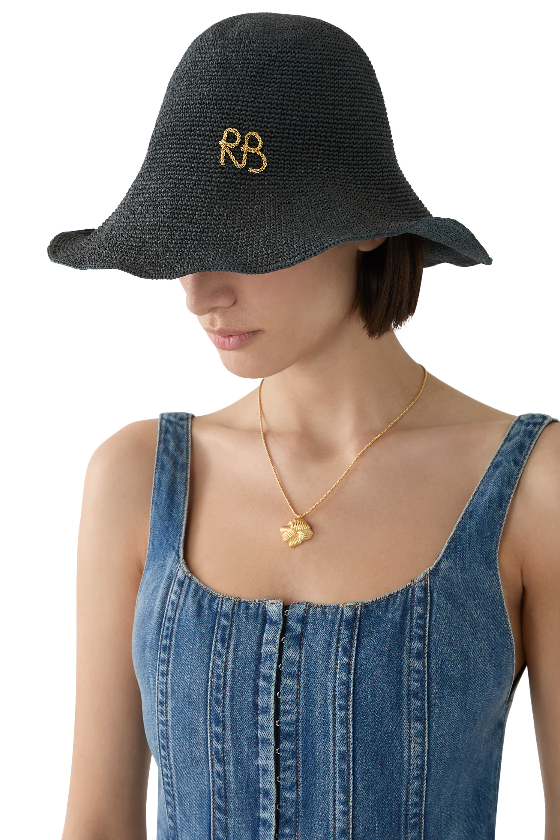 قبعة شمس قش