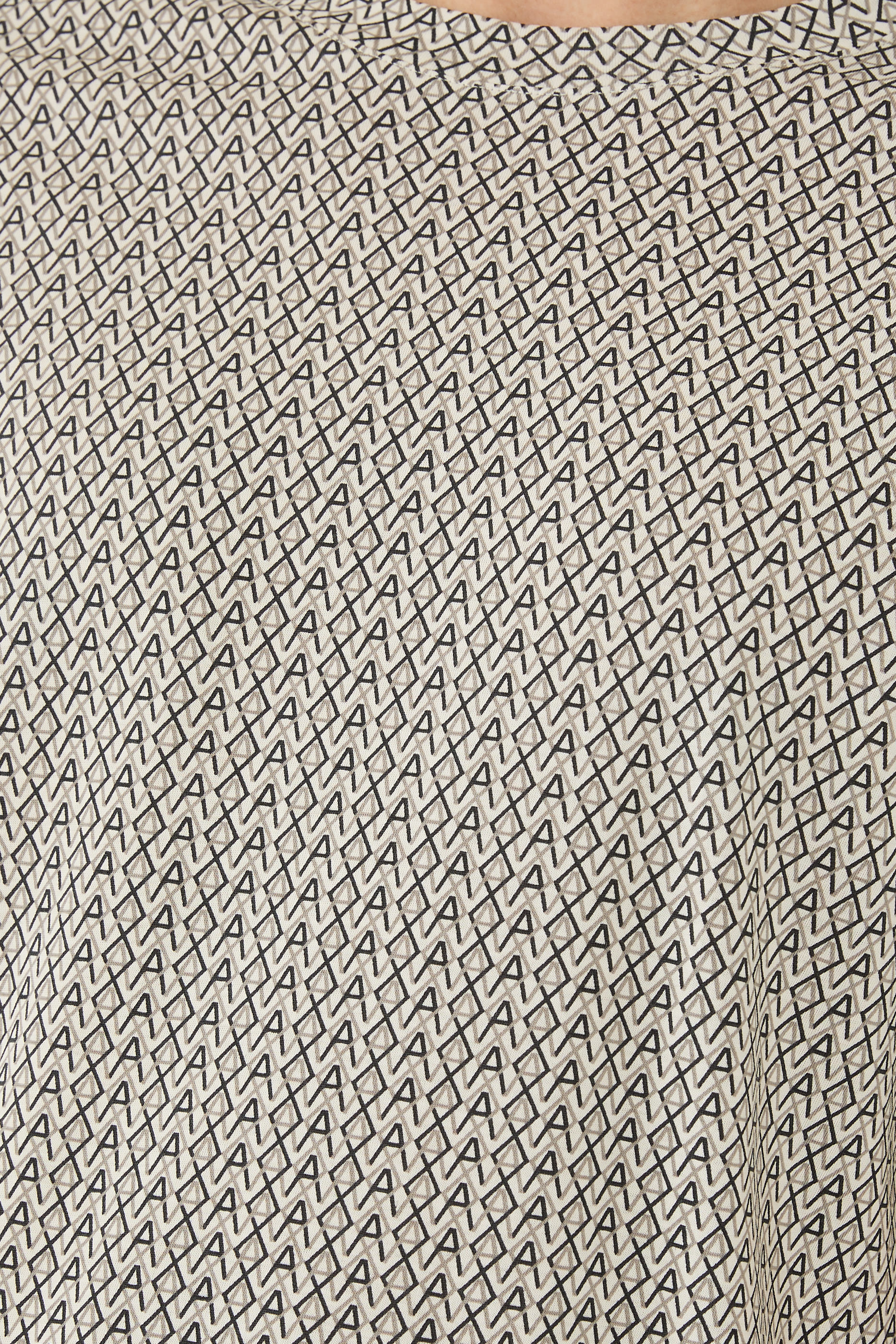 تيشيرت بقصة عادية قطن