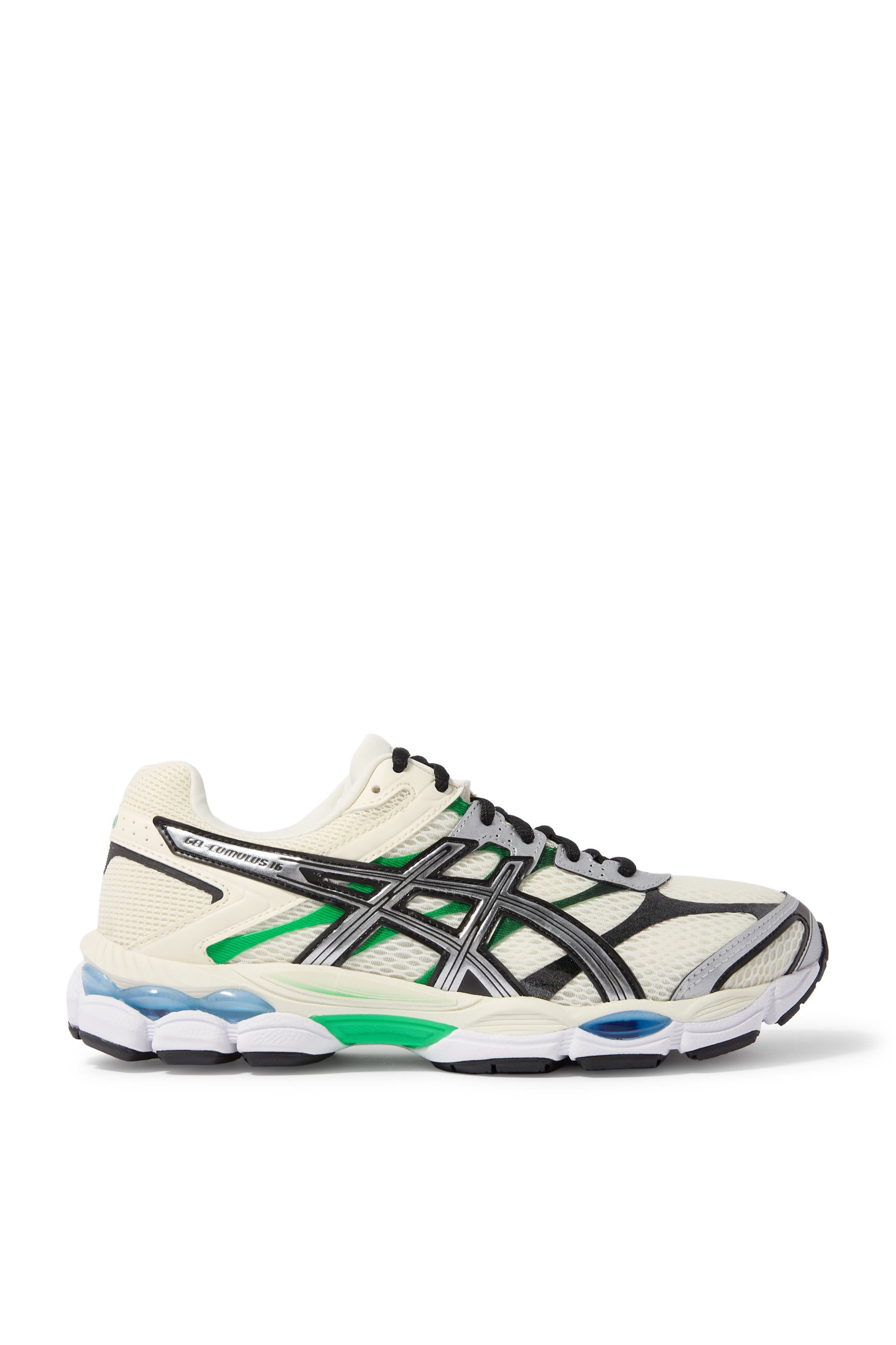 سنيكرز جل-كوميولاس 16