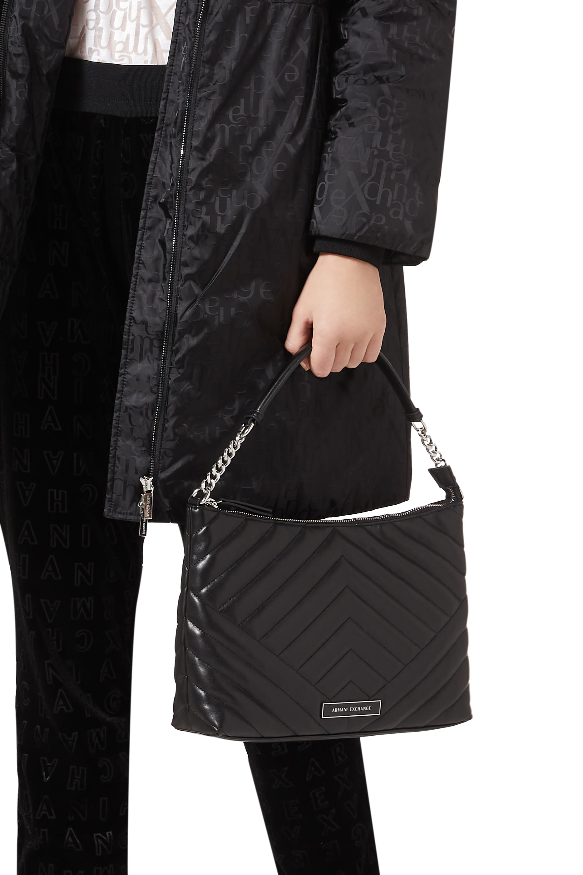 حقيبة كتف فيكتوريا بشعار الماركة