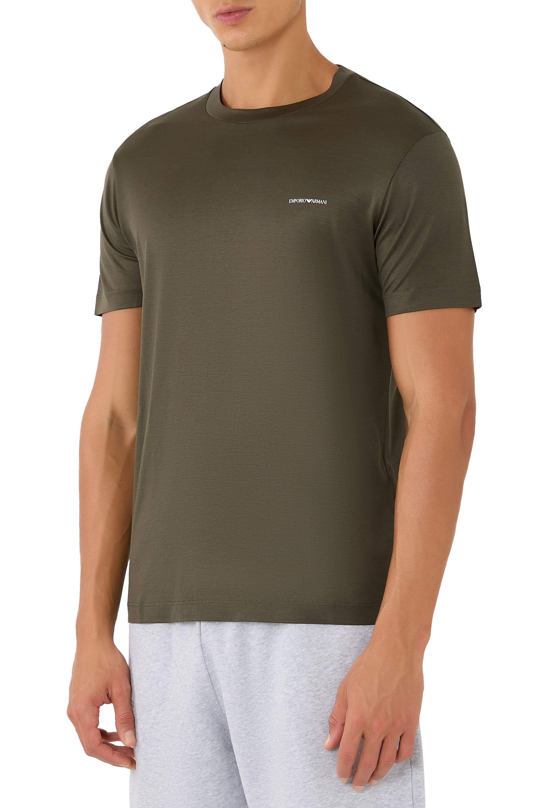 تيشيرت بشعار الماركة صغير من تشكيلة الأساسية