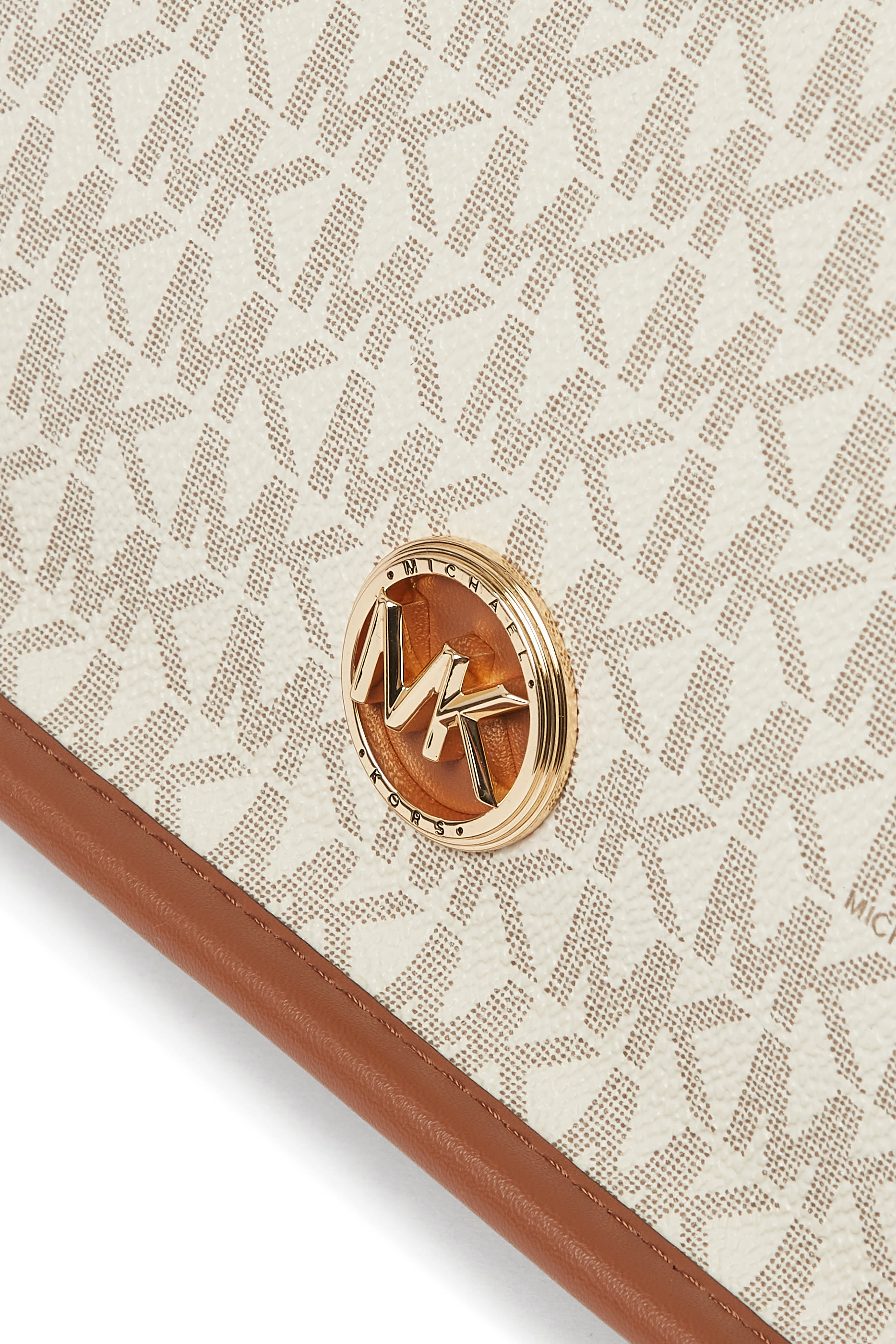 حقيبة مسنجر لويزا كبيرة بنقشة شعار الماركة