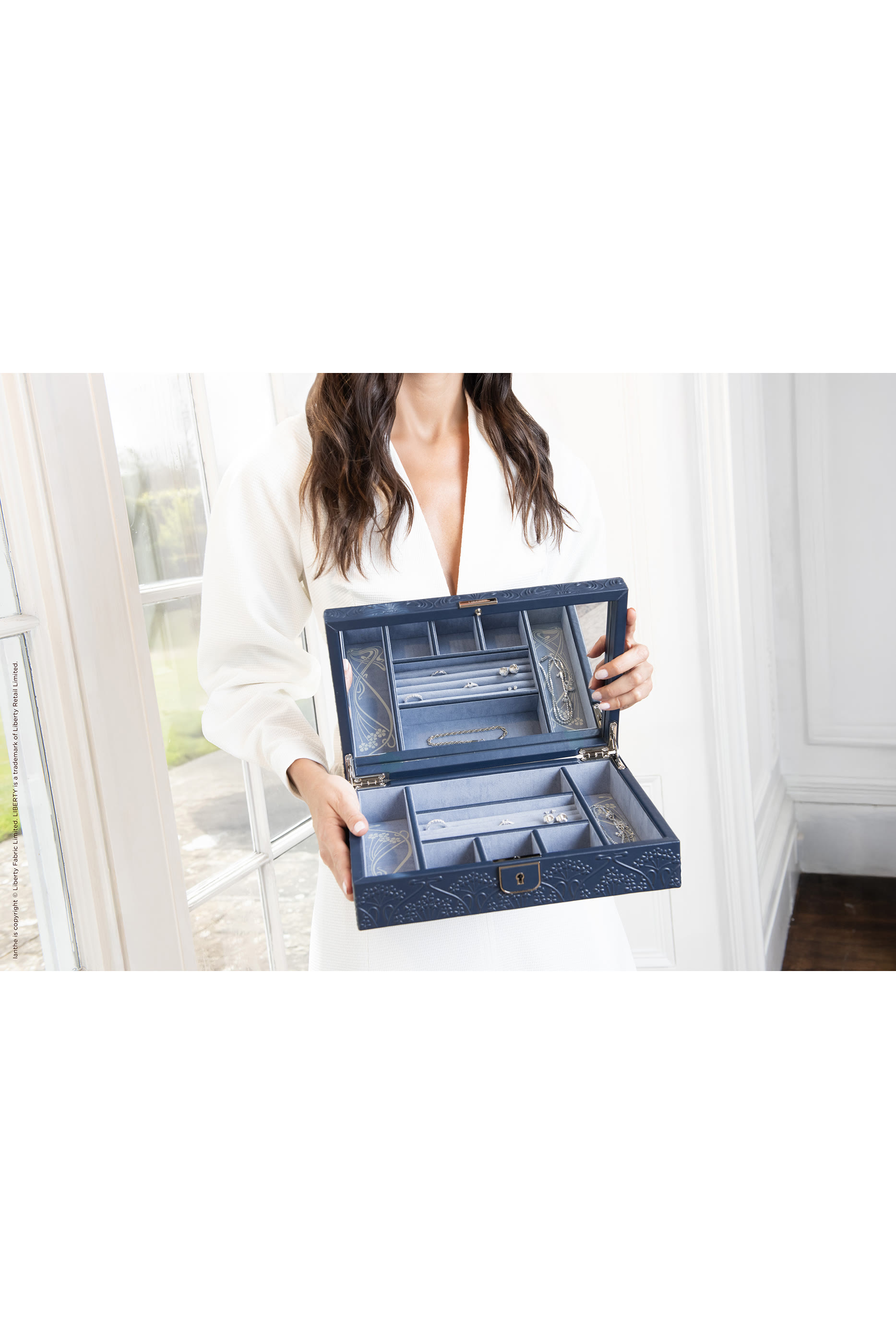 صندوق مجوهرات ليبرتي مقاس متوسط