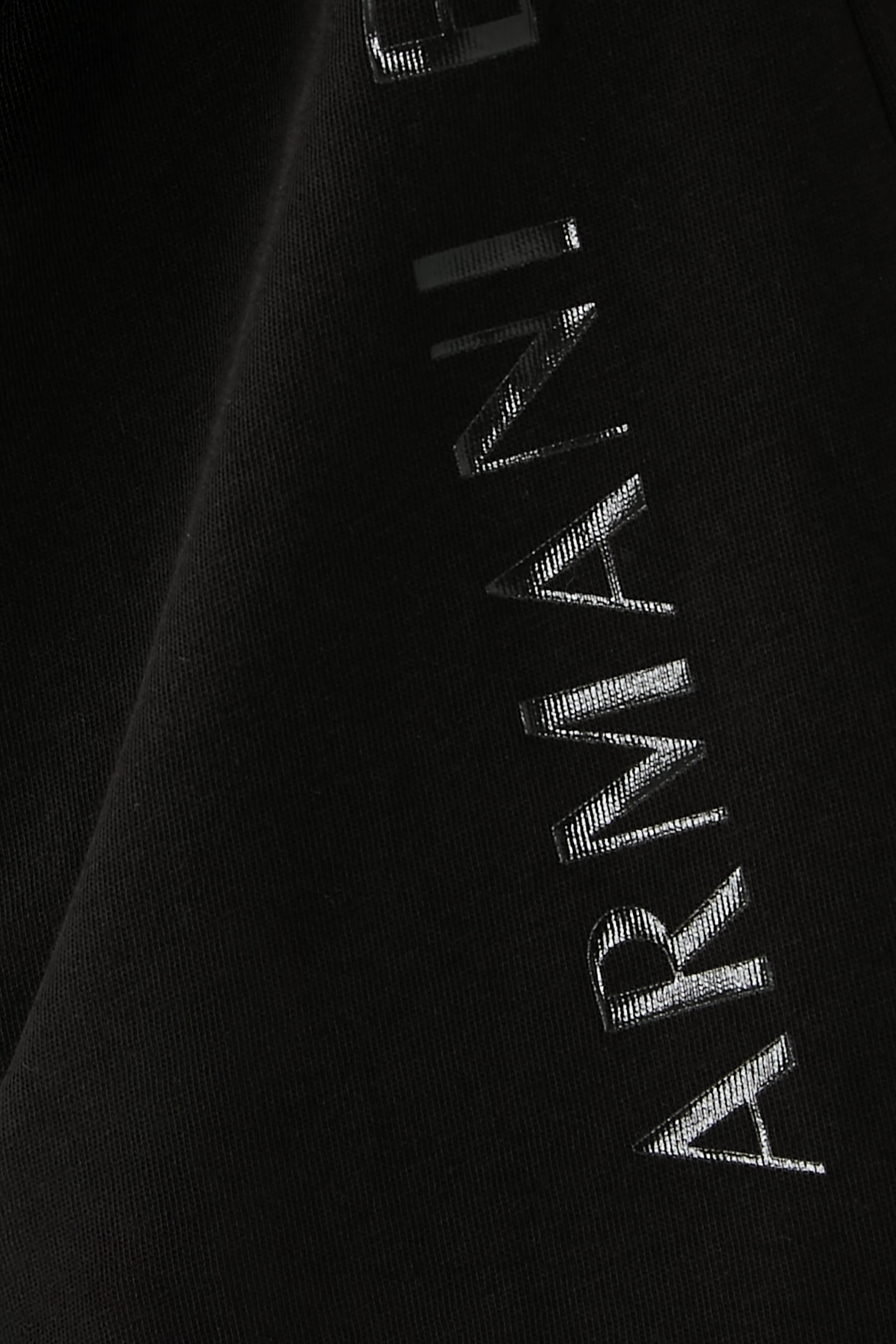 تيشيرت بشعار الماركة قطن