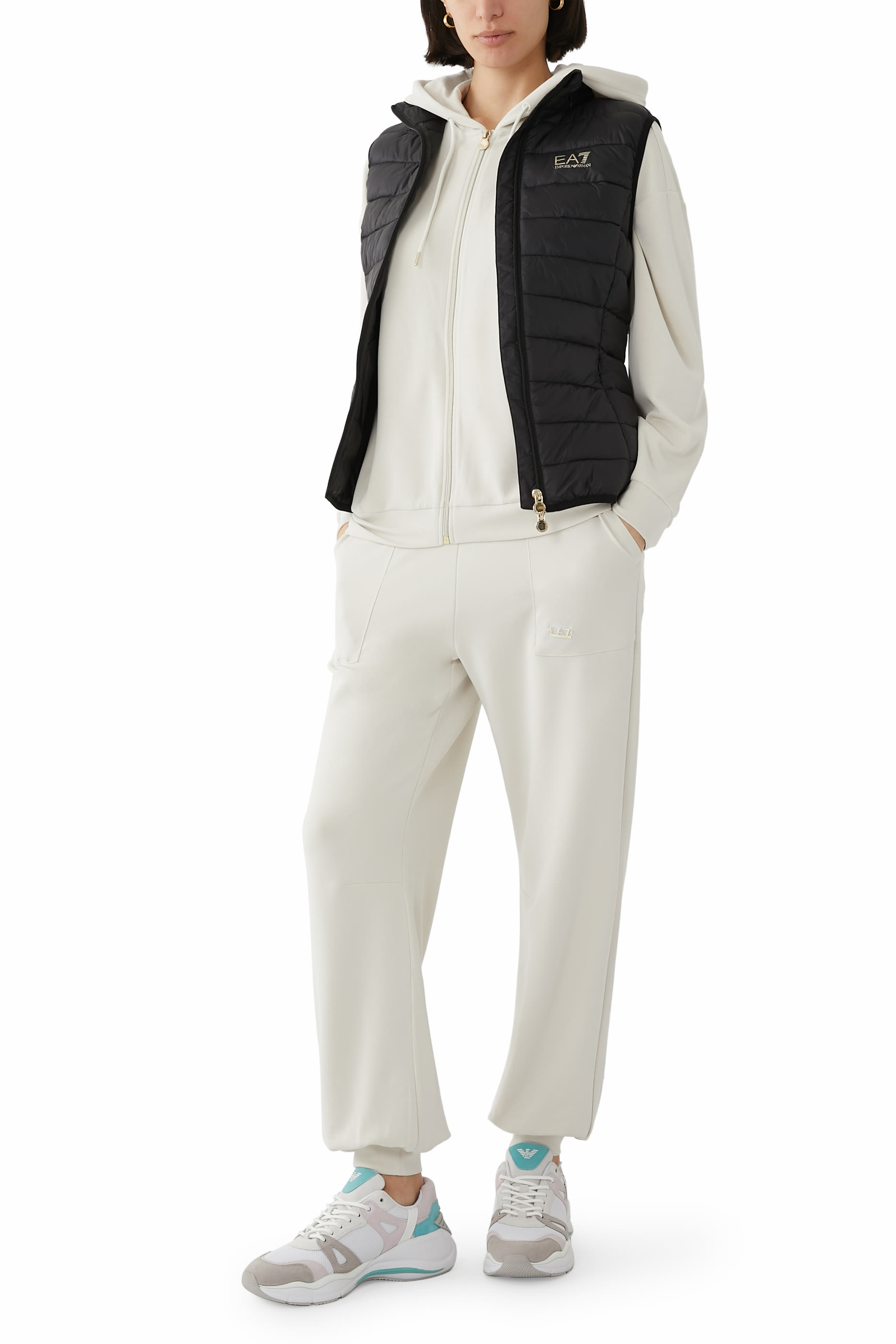 فيست بشعار الماركة