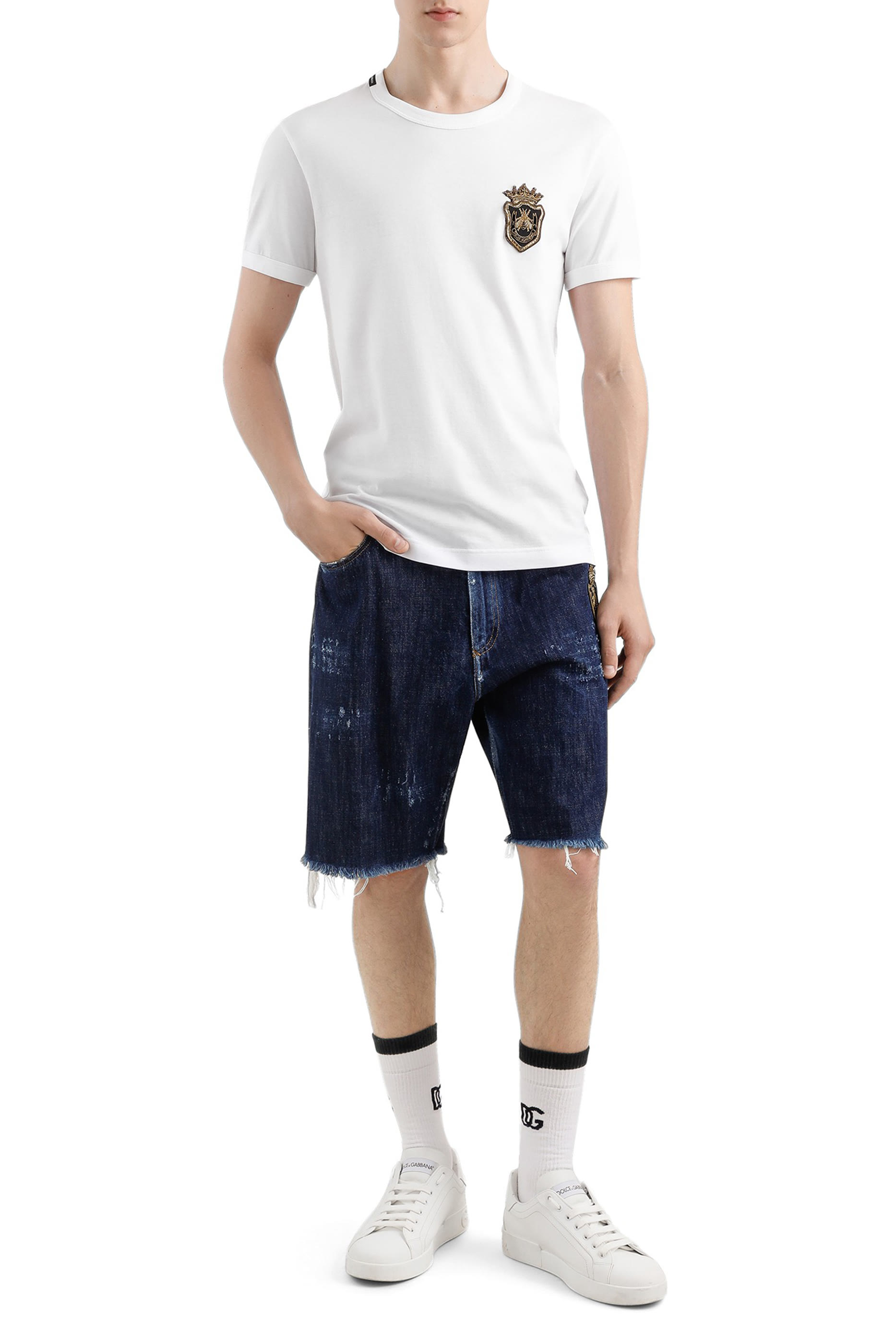 تيشيرت بشعار الماركة بتصميم دروع الفروسية قطن