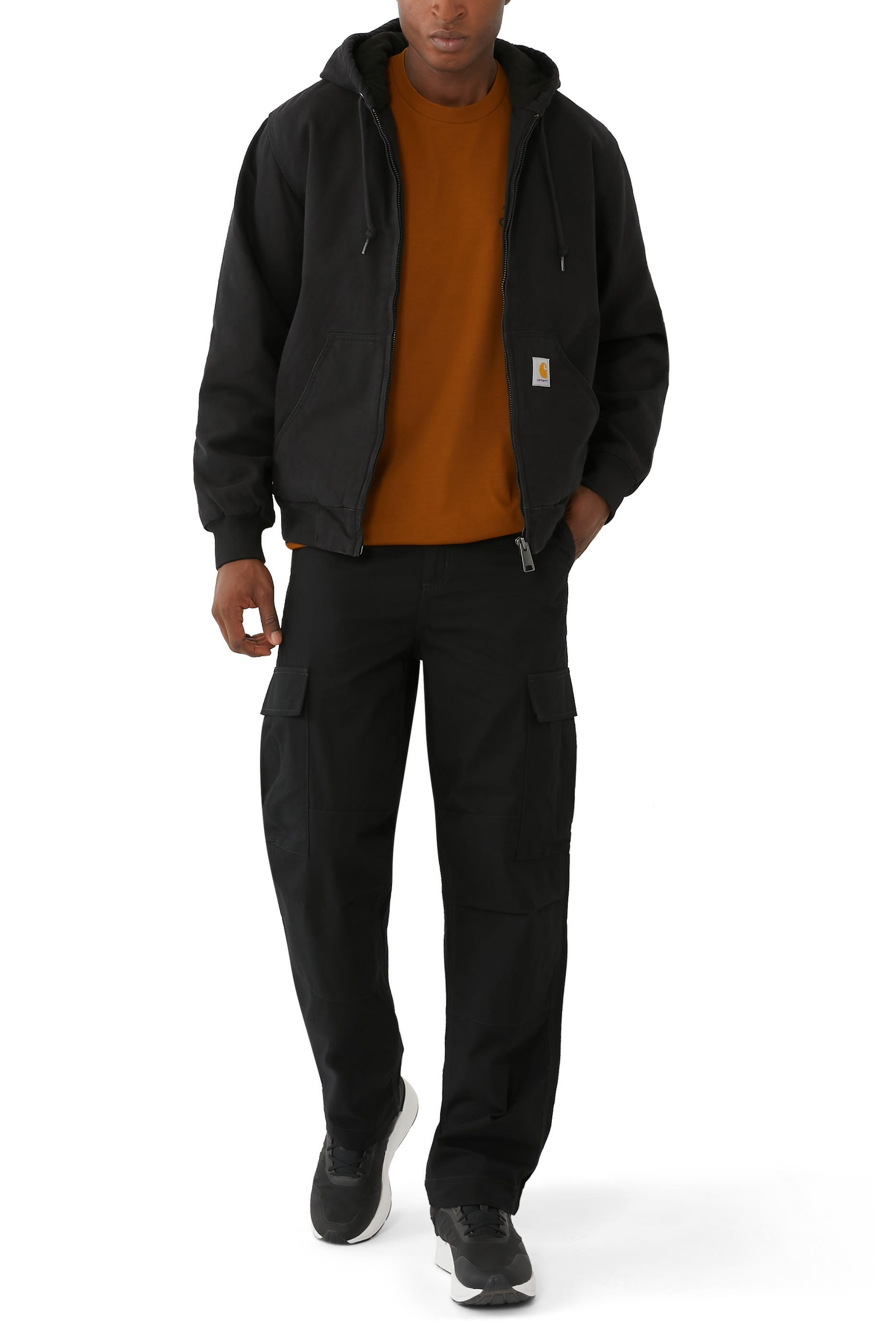 بنطال كارجو بقصة عادية