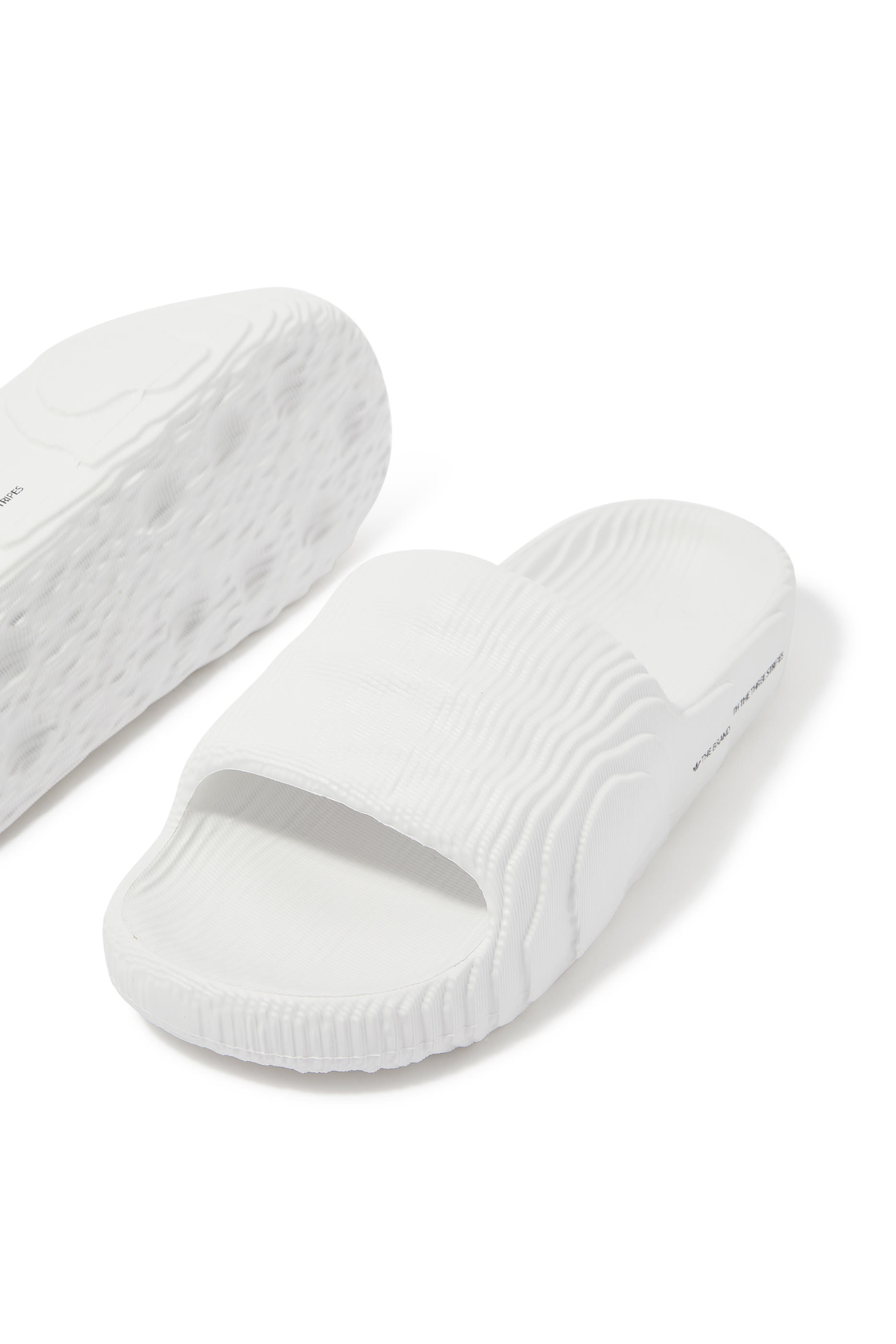 حذاء مفتوح أديليت 22