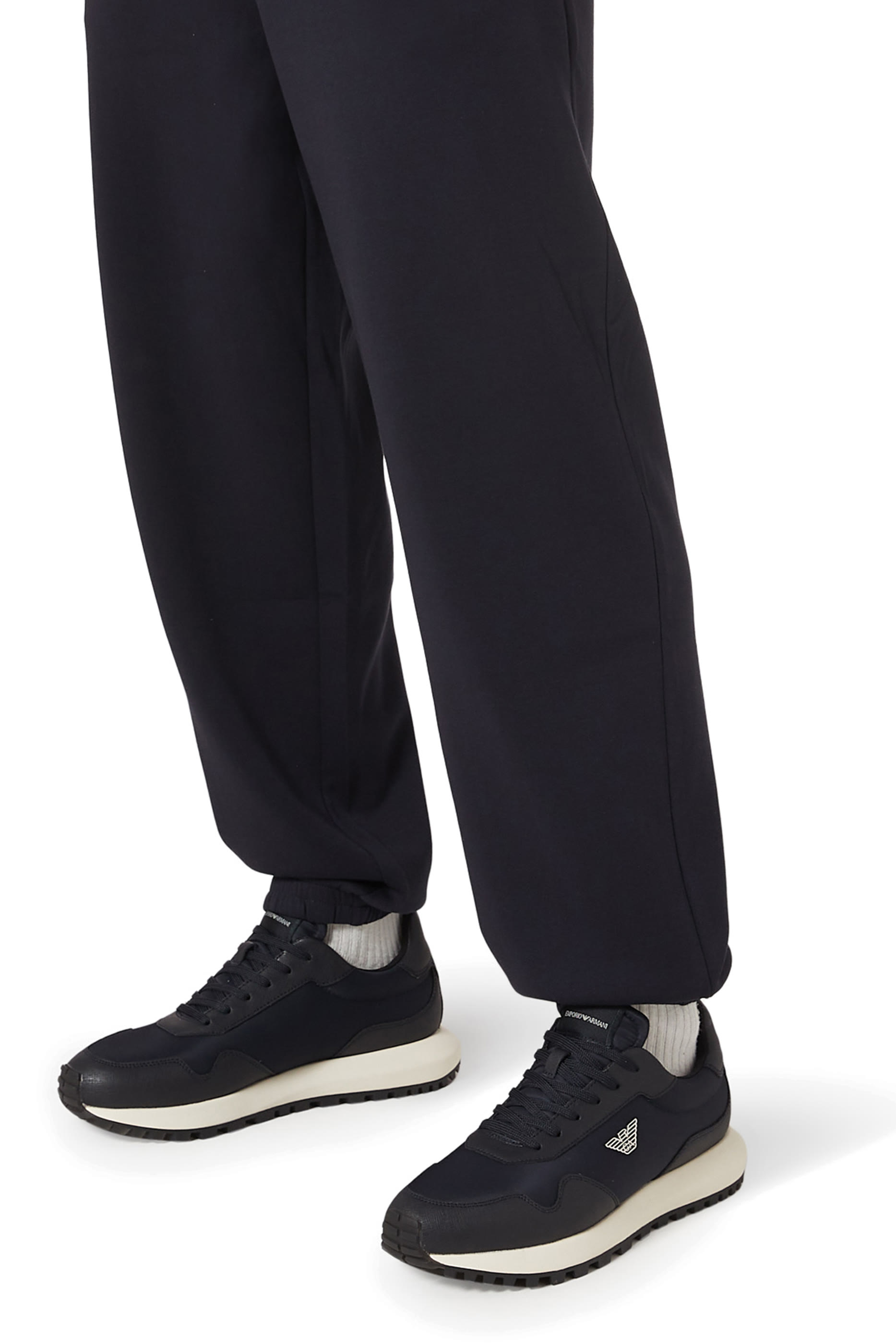 سنيكرز أي أس في بتفاصيل سافيانو من النايلون المعاد تدويره