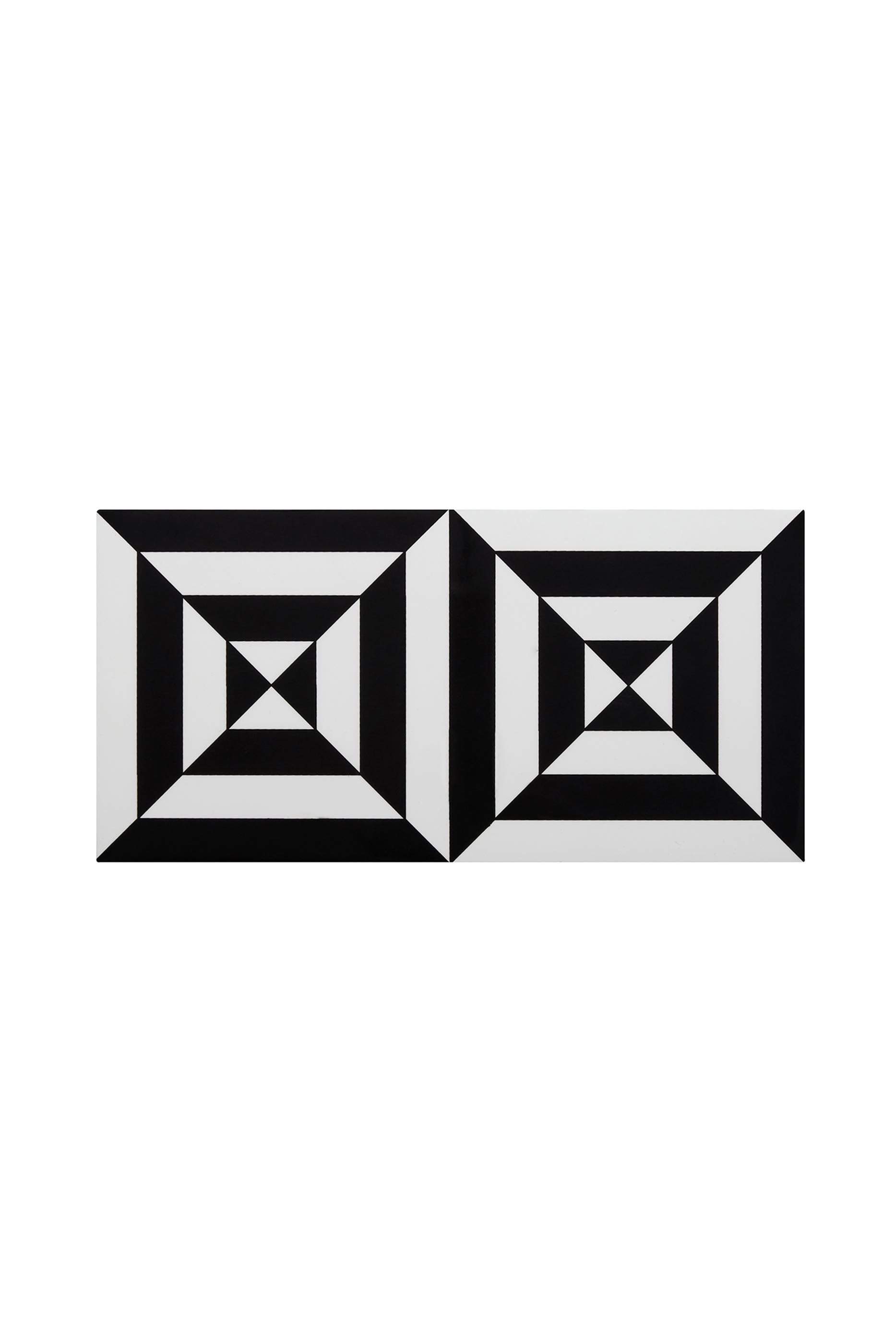 صندوق أو بي آرت صغير بطلاء