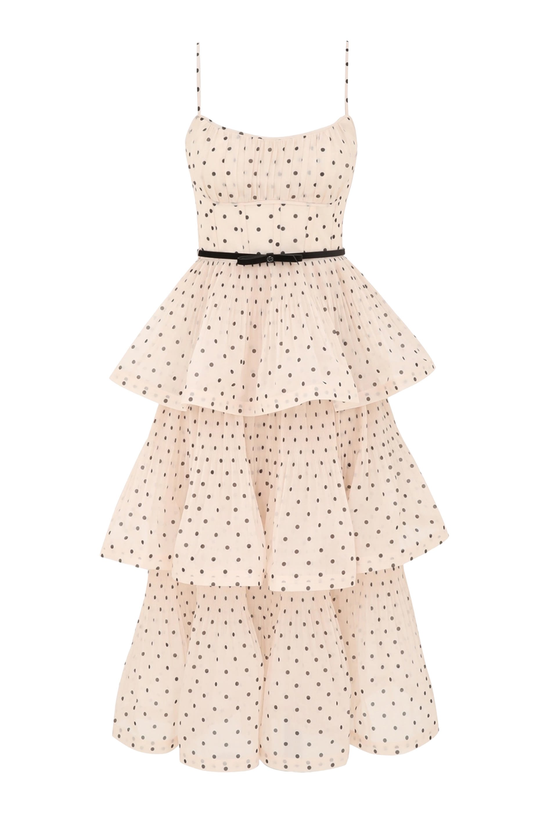 فستان متوسط الطول بطيات وتصميم متدرج