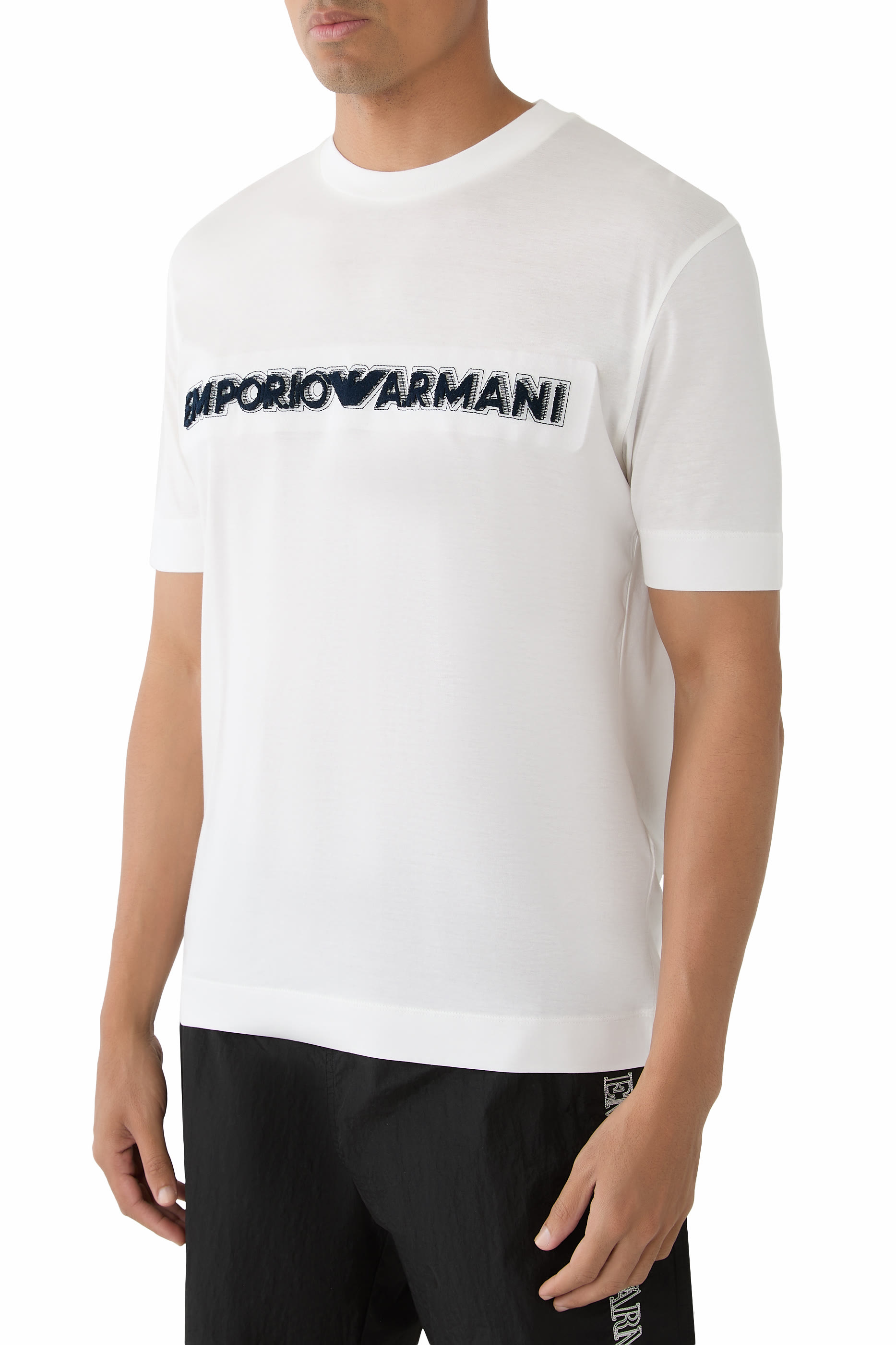 تيشيرت بشعار الماركة